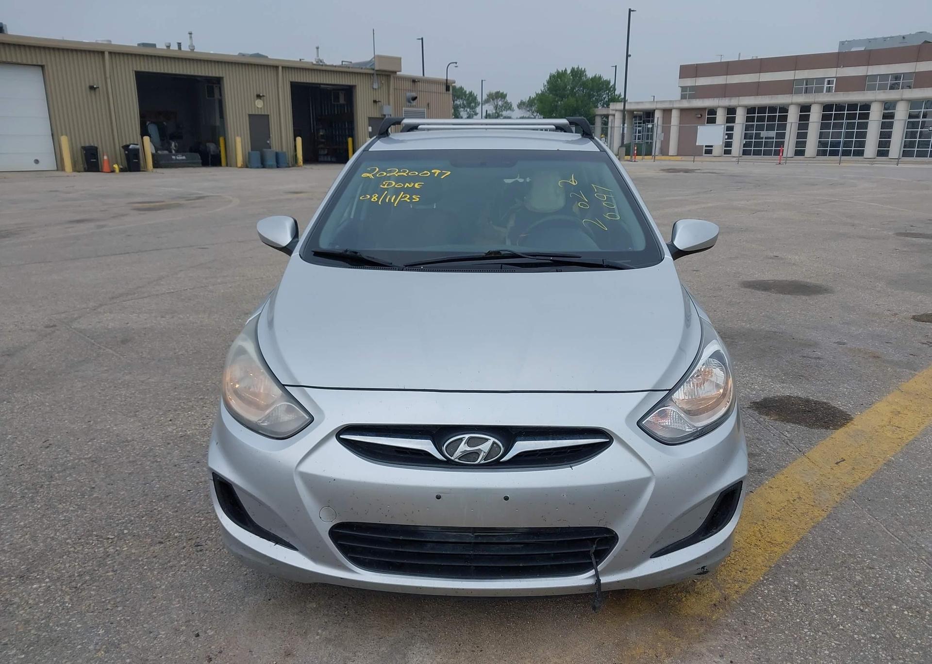 2014 HYUNDAI ACCENT GL