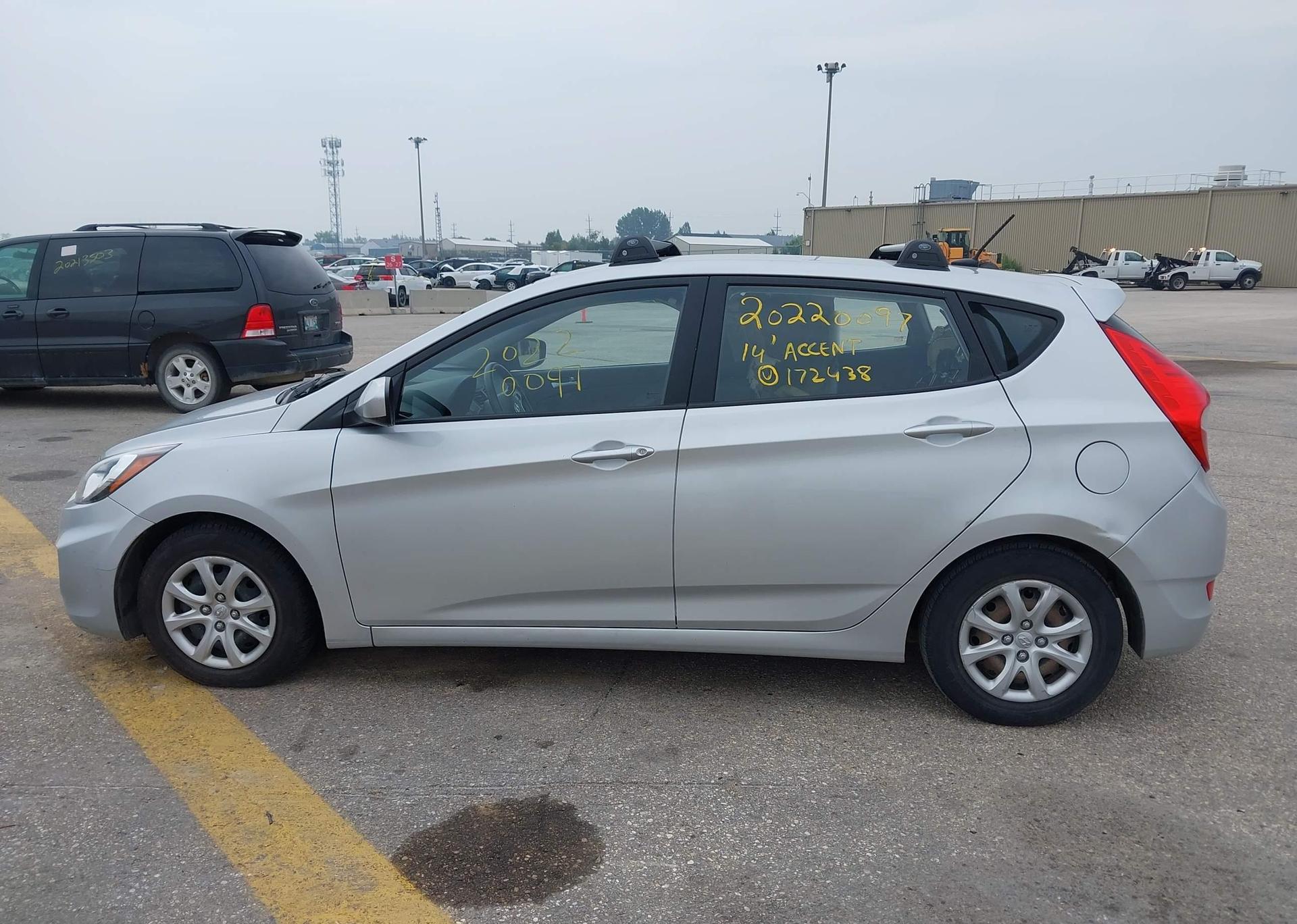2014 HYUNDAI ACCENT GL