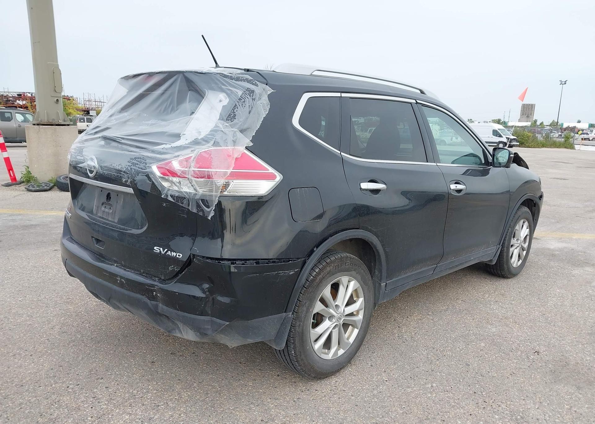 2016 NISSAN ROGUE SV