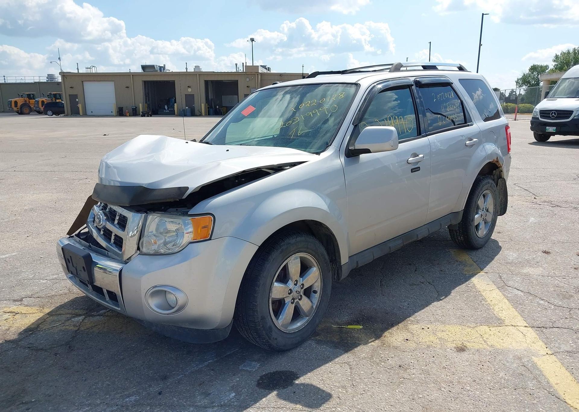 2011 FORD ESCAPE LIMITED V6