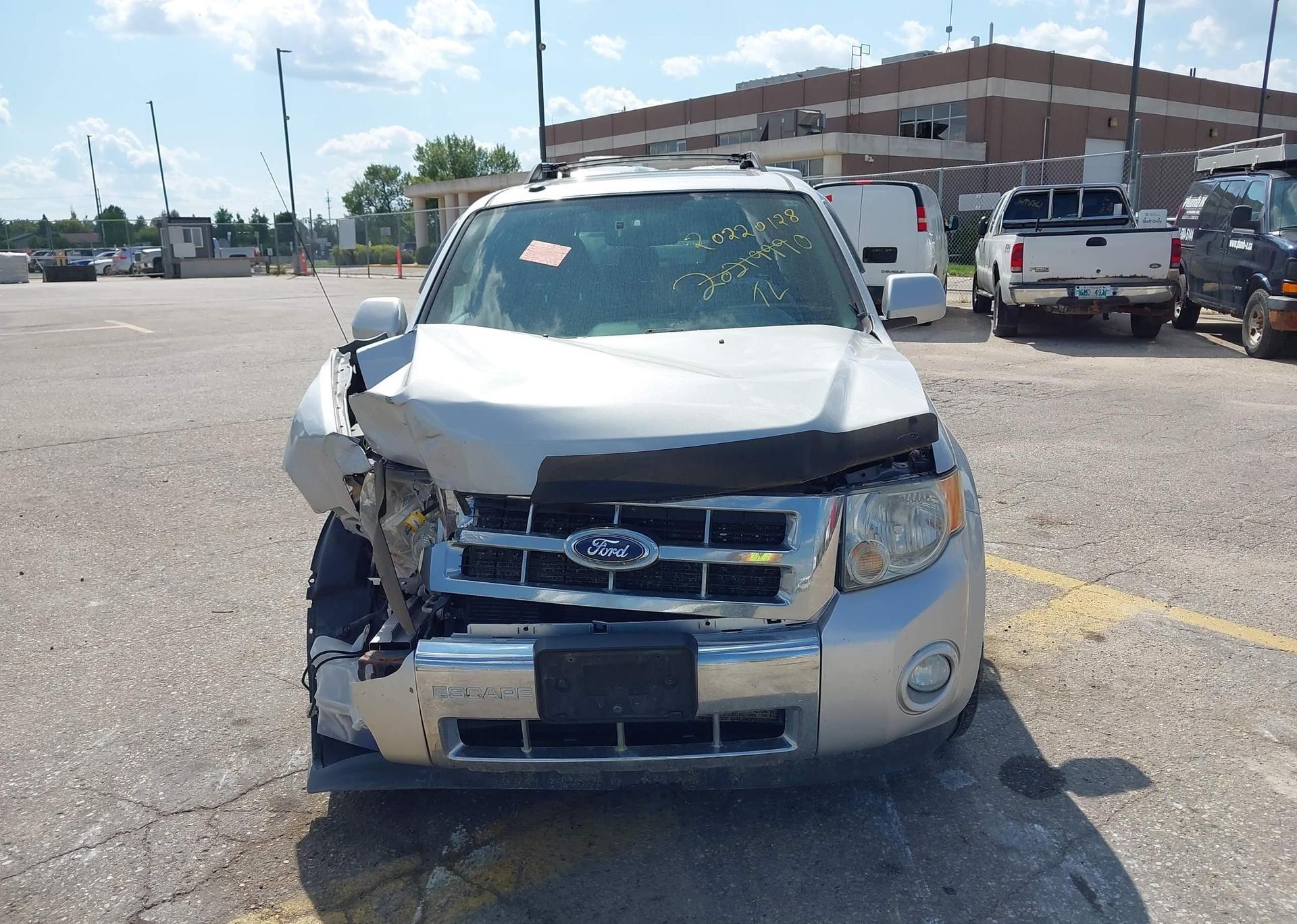 2011 FORD ESCAPE LIMITED V6
