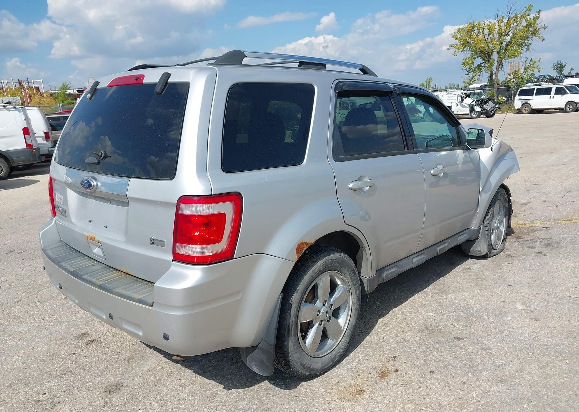 2011 FORD ESCAPE LIMITED V6