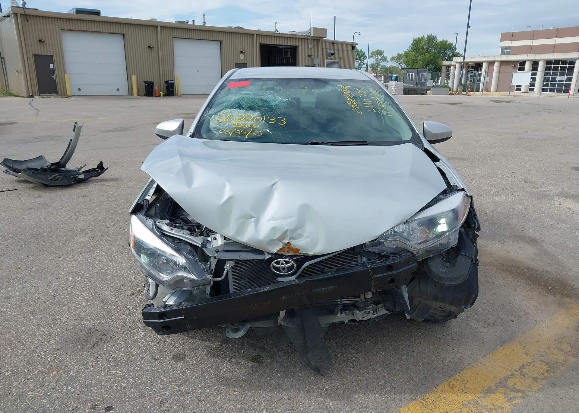 2016 TOYOTA COROLLA LE