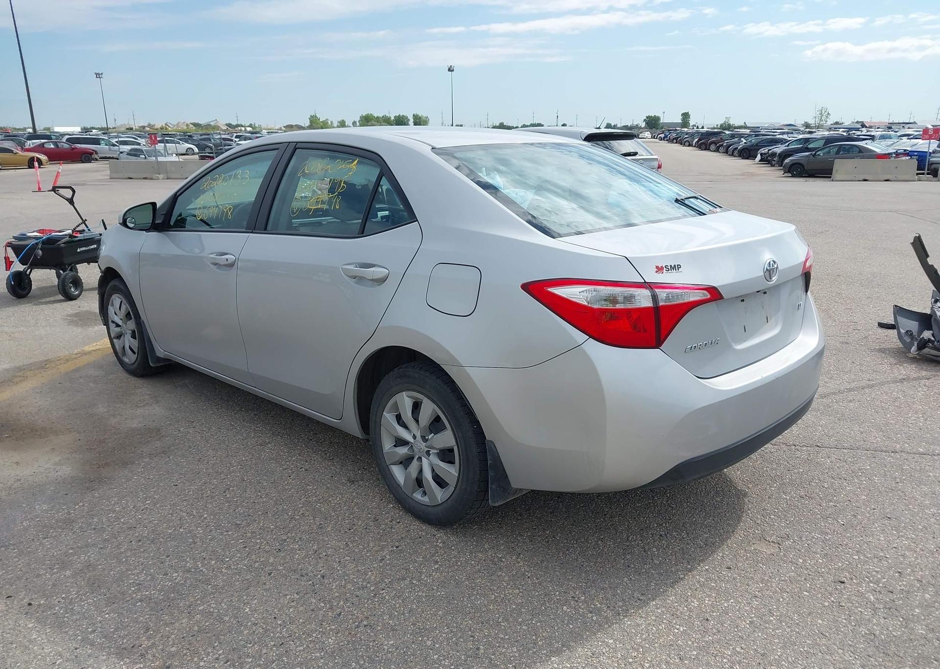 2016 TOYOTA COROLLA LE
