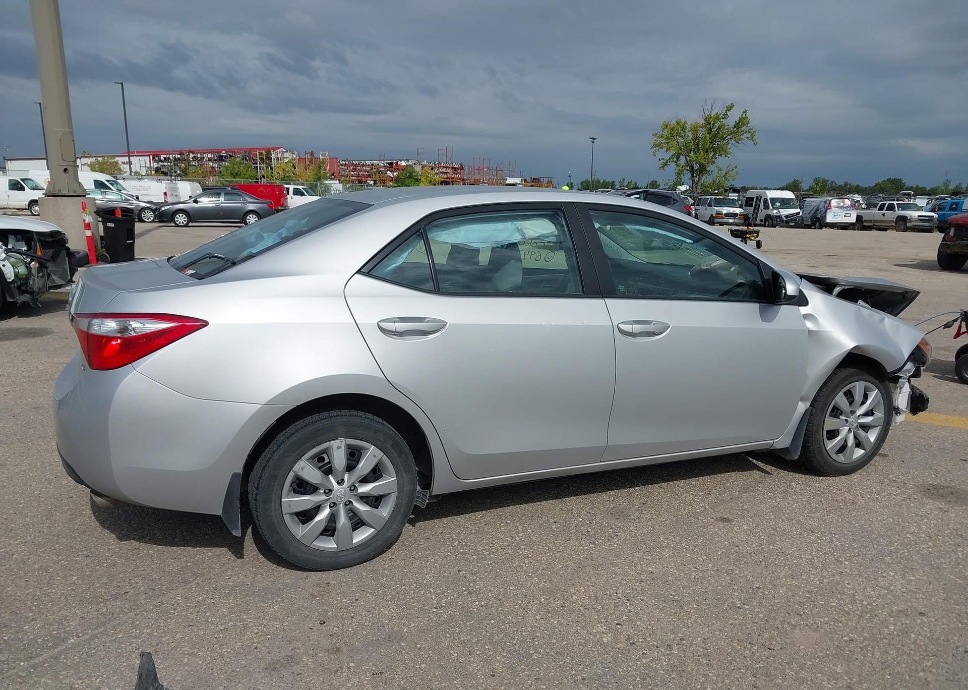 2016 TOYOTA COROLLA LE