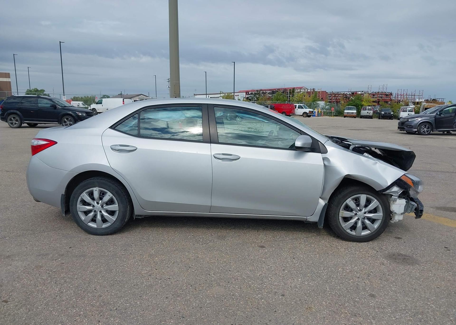 2016 TOYOTA COROLLA LE