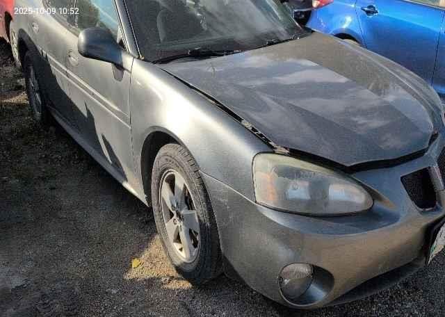2005 PONTIAC GRAND PRIX