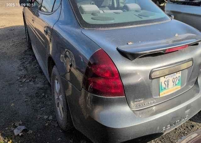 2005 PONTIAC GRAND PRIX