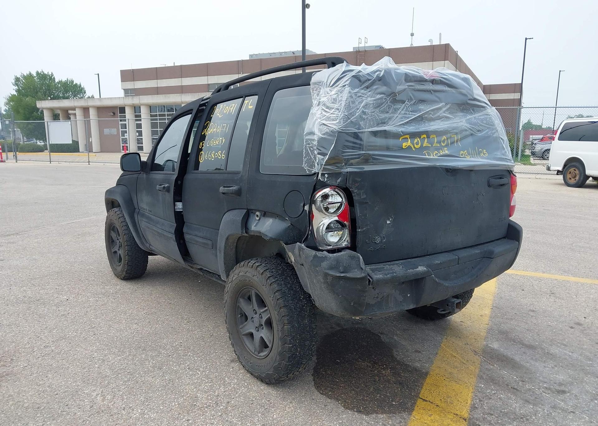 2003 JEEP LIBERTY SPORT
