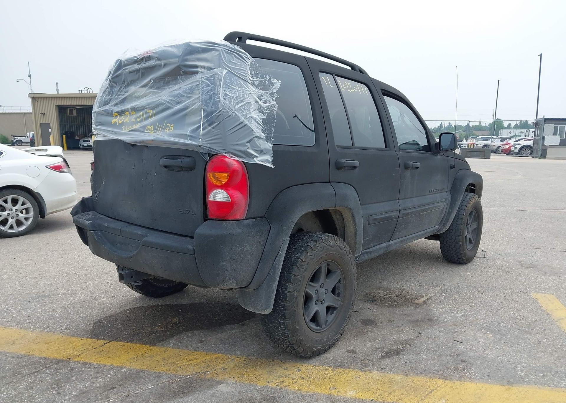 2003 JEEP LIBERTY SPORT