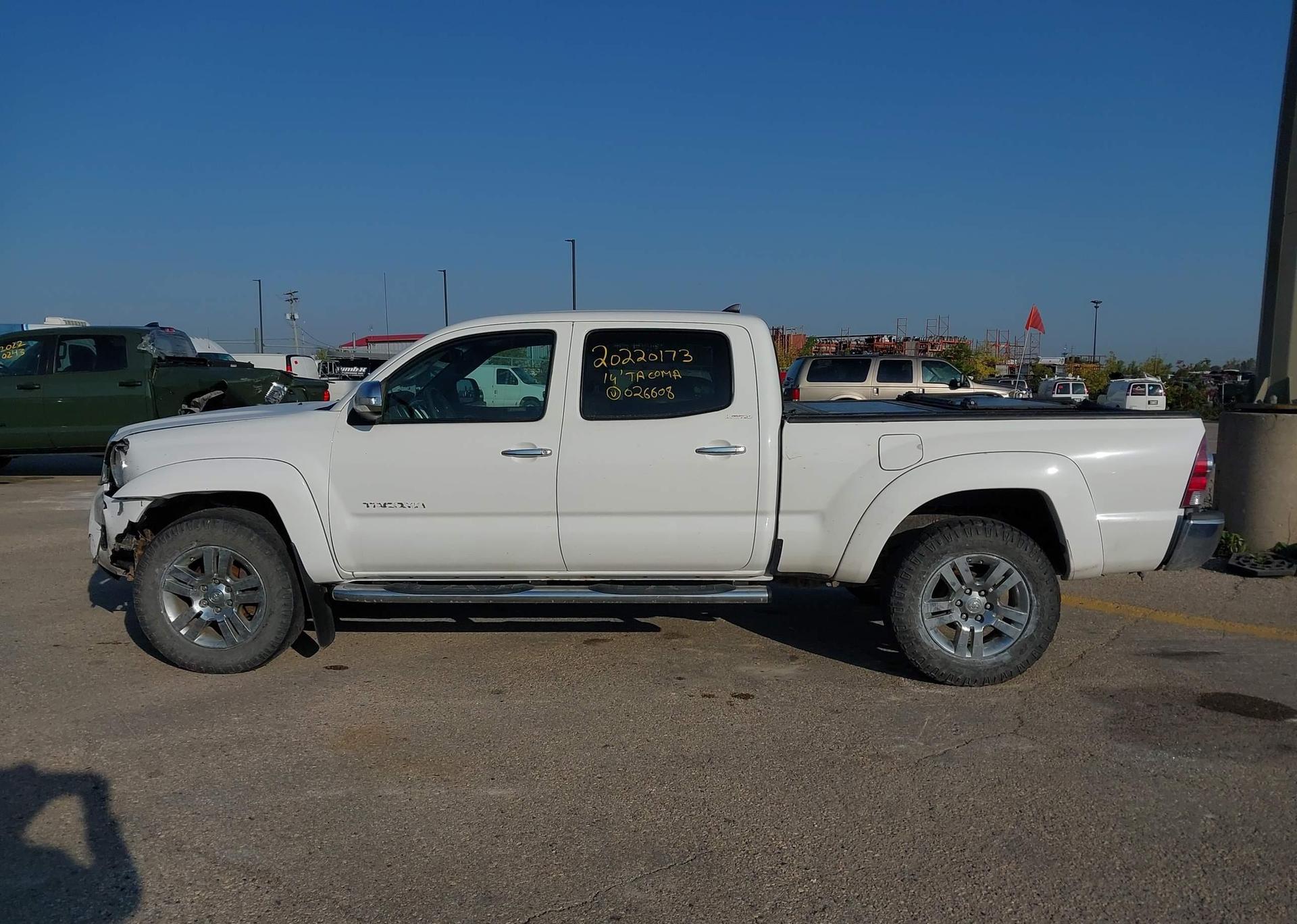 2014 TOYOTA TACOMA DOUBLE CAB V6