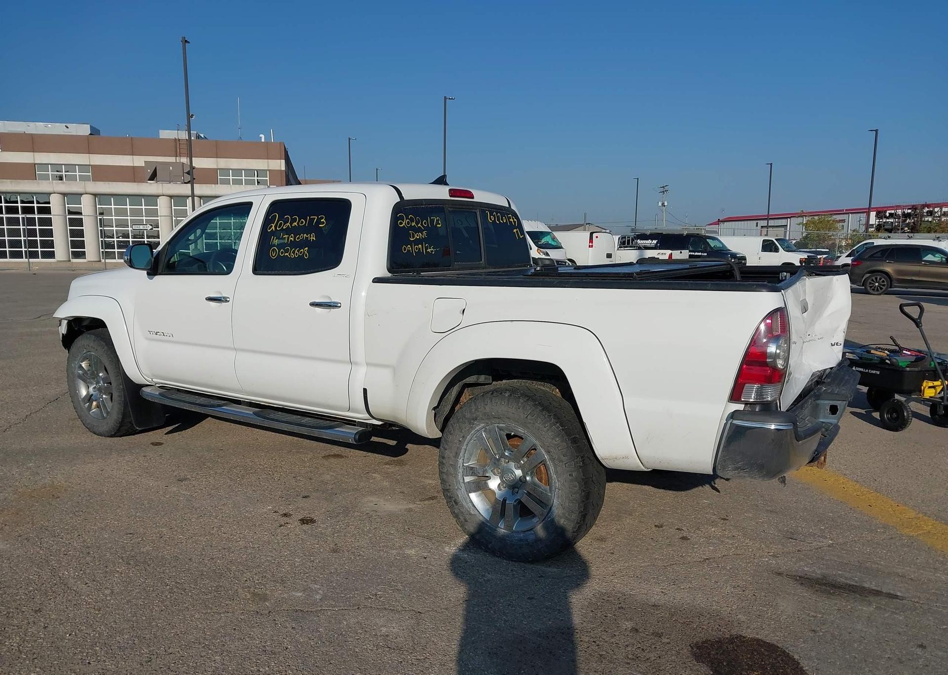2014 TOYOTA TACOMA DOUBLE CAB V6
