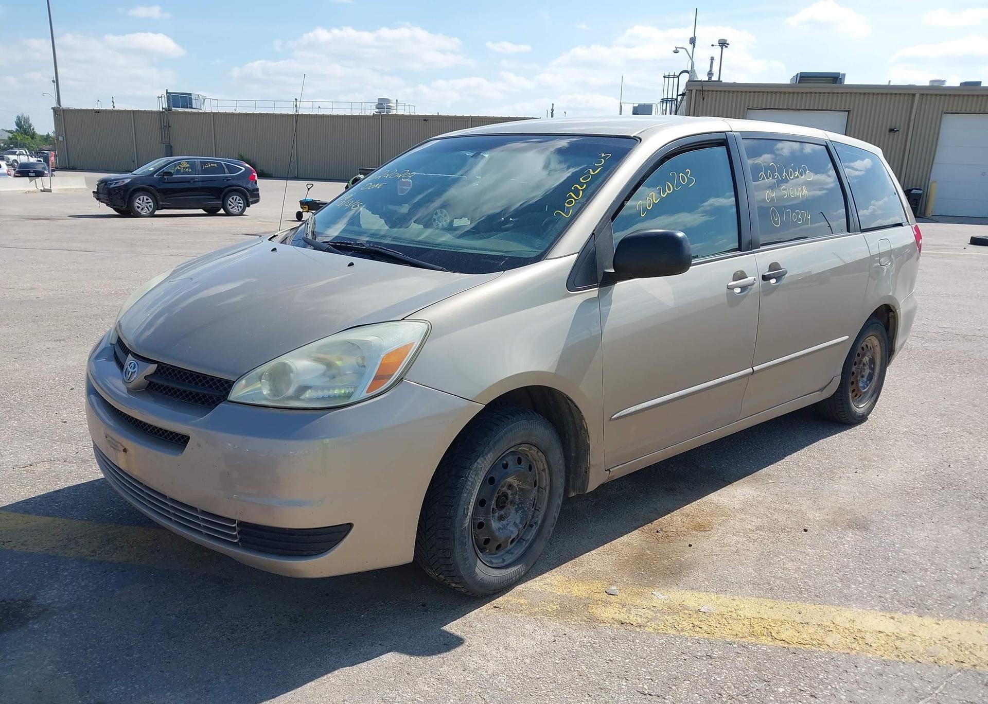 2004 TOYOTA SIENNA CE V6