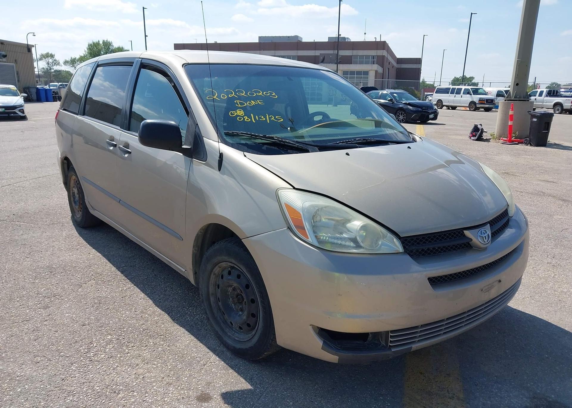 2004 TOYOTA SIENNA CE V6