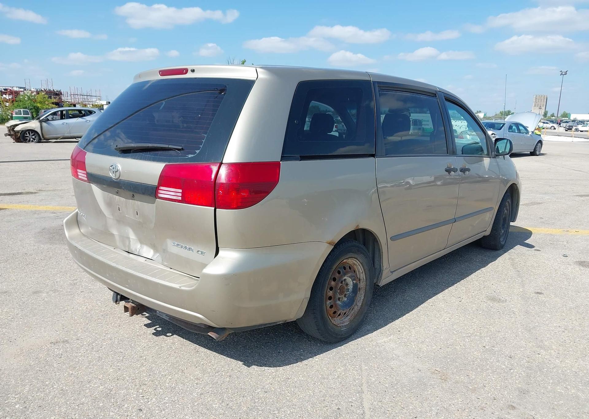 2004 TOYOTA SIENNA CE V6