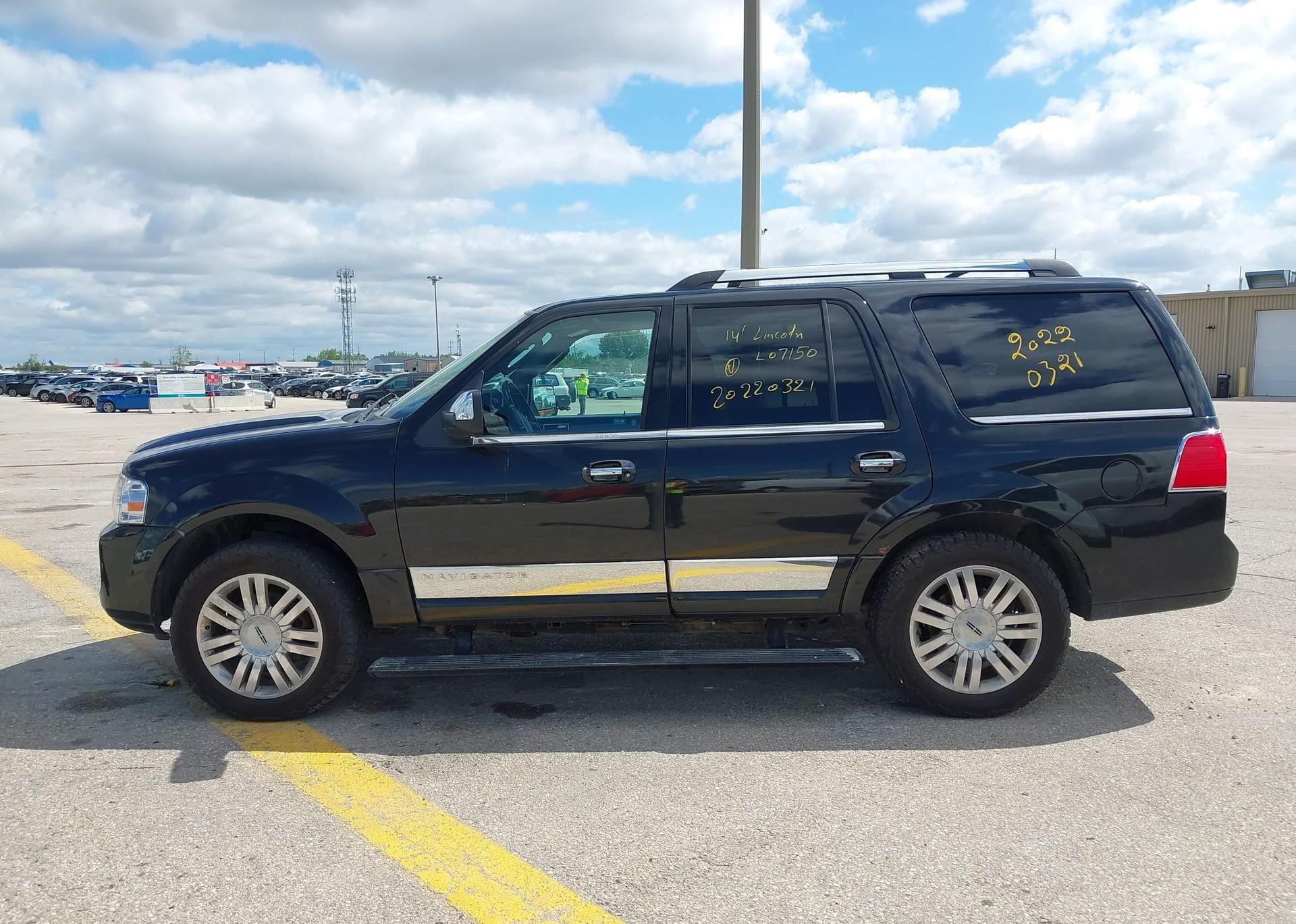 2014 LINCOLN NAVIGATOR
