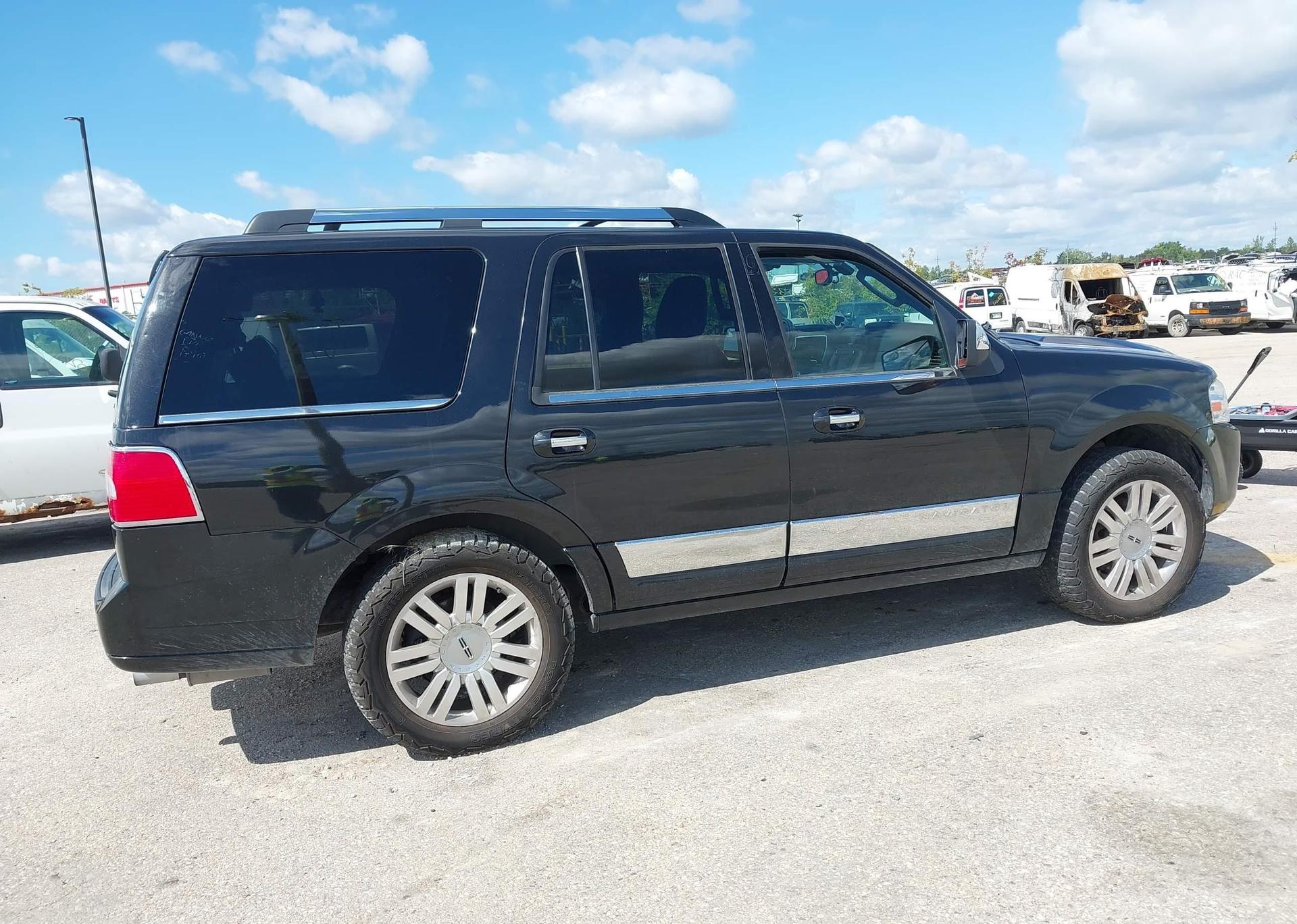 2014 LINCOLN NAVIGATOR