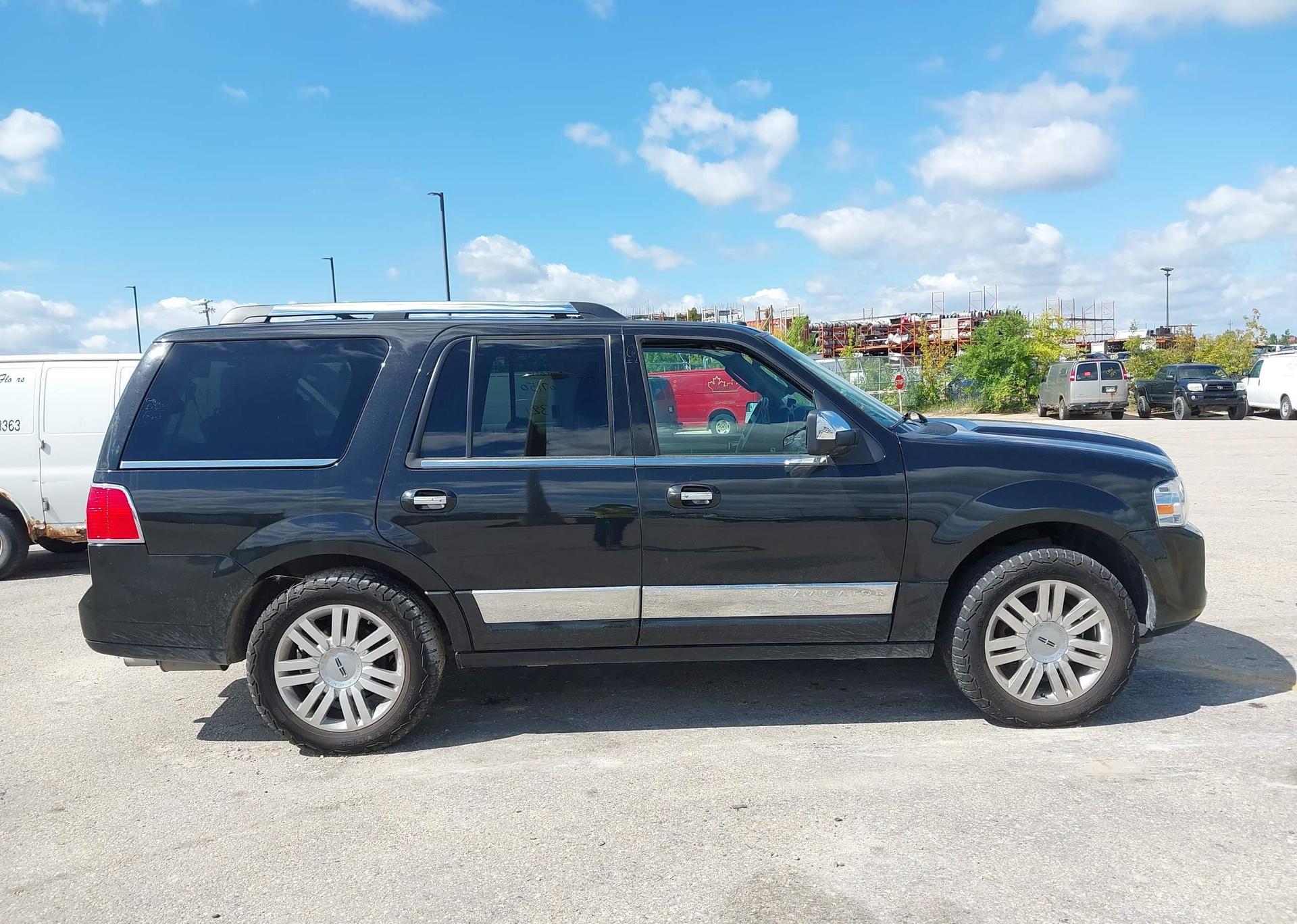 2014 LINCOLN NAVIGATOR