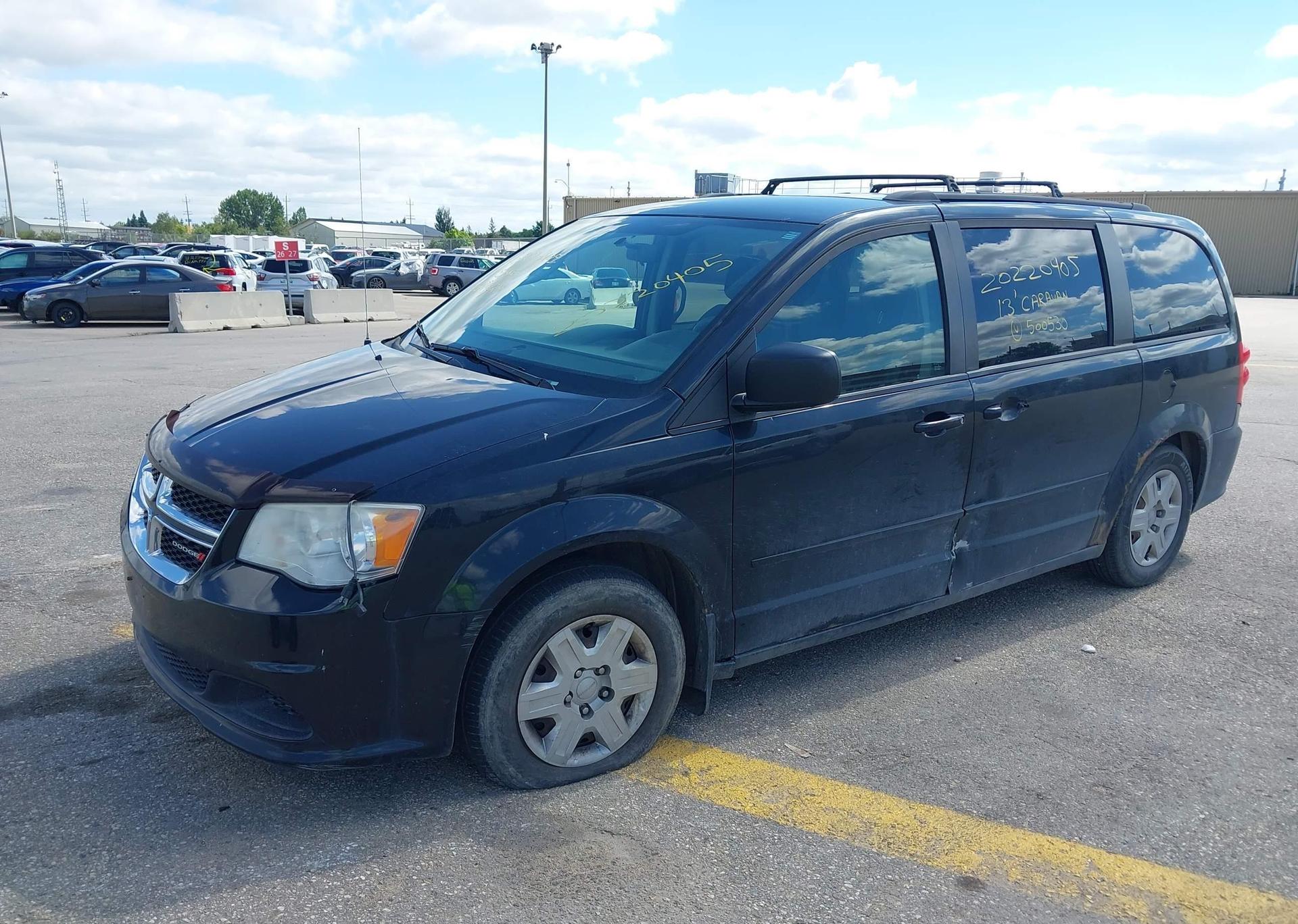 2013 DODGE GRAND CARAVAN SE