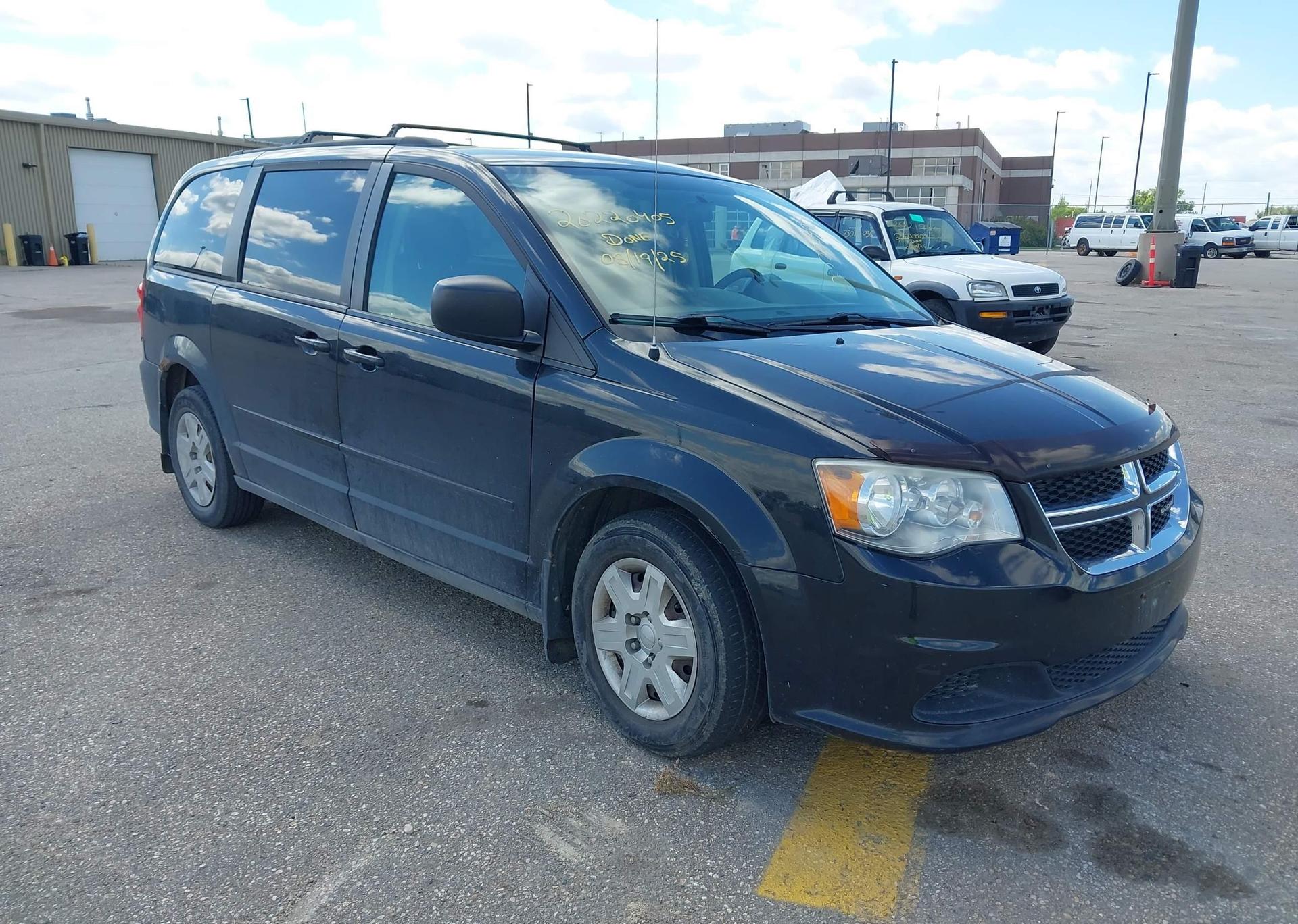 2013 DODGE GRAND CARAVAN SE