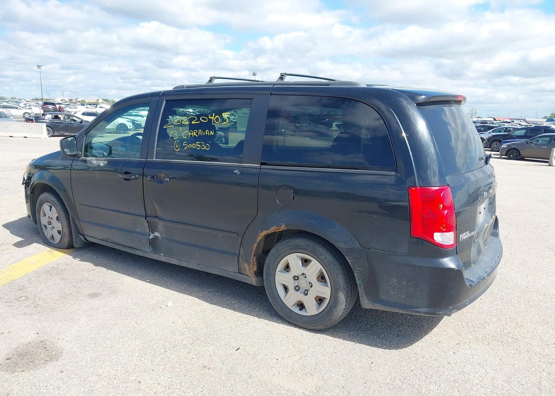 2013 DODGE GRAND CARAVAN SE