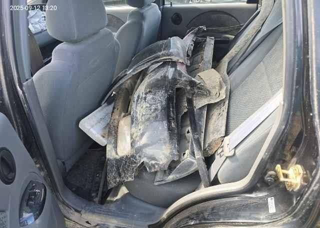 2004 CHEVROLET AVEO LS