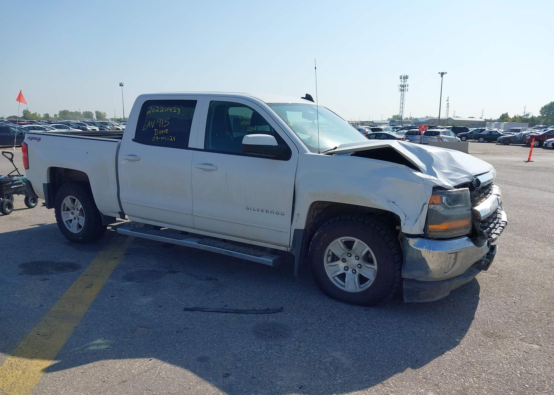 2017 CHEVROLET SILVERADO 1500 LT CREW CAB