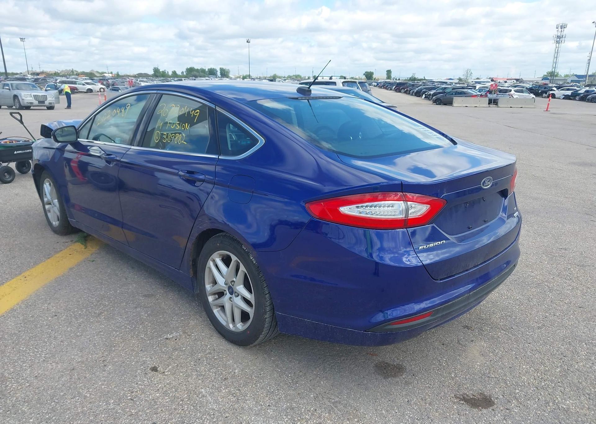 2014 FORD FUSION SE