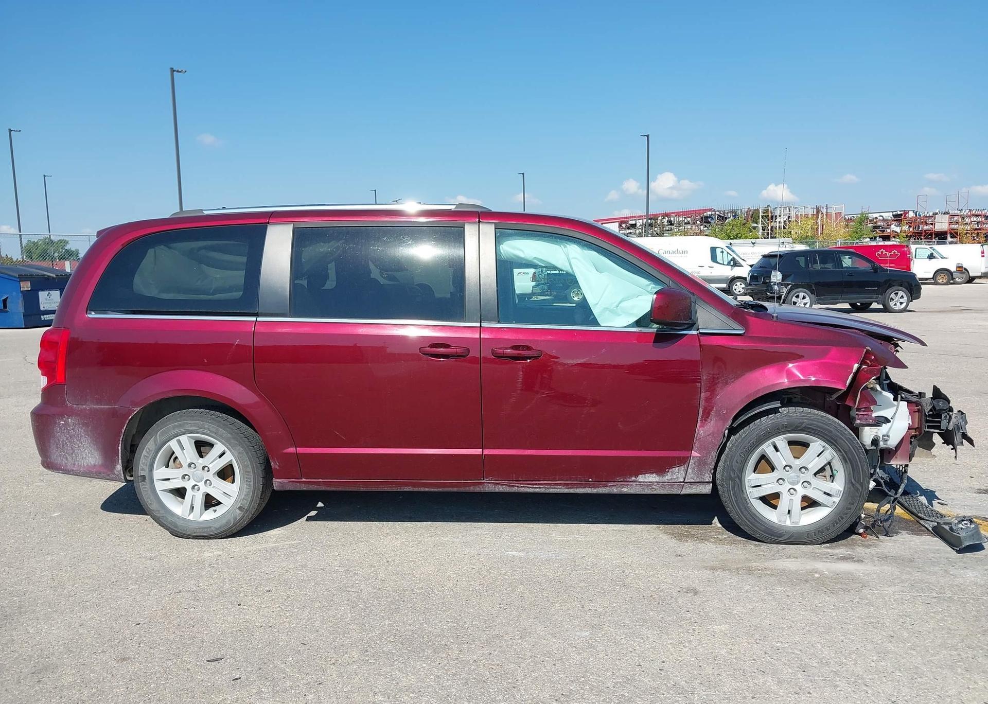 2018 DODGE GRAND CARAVAN CREW