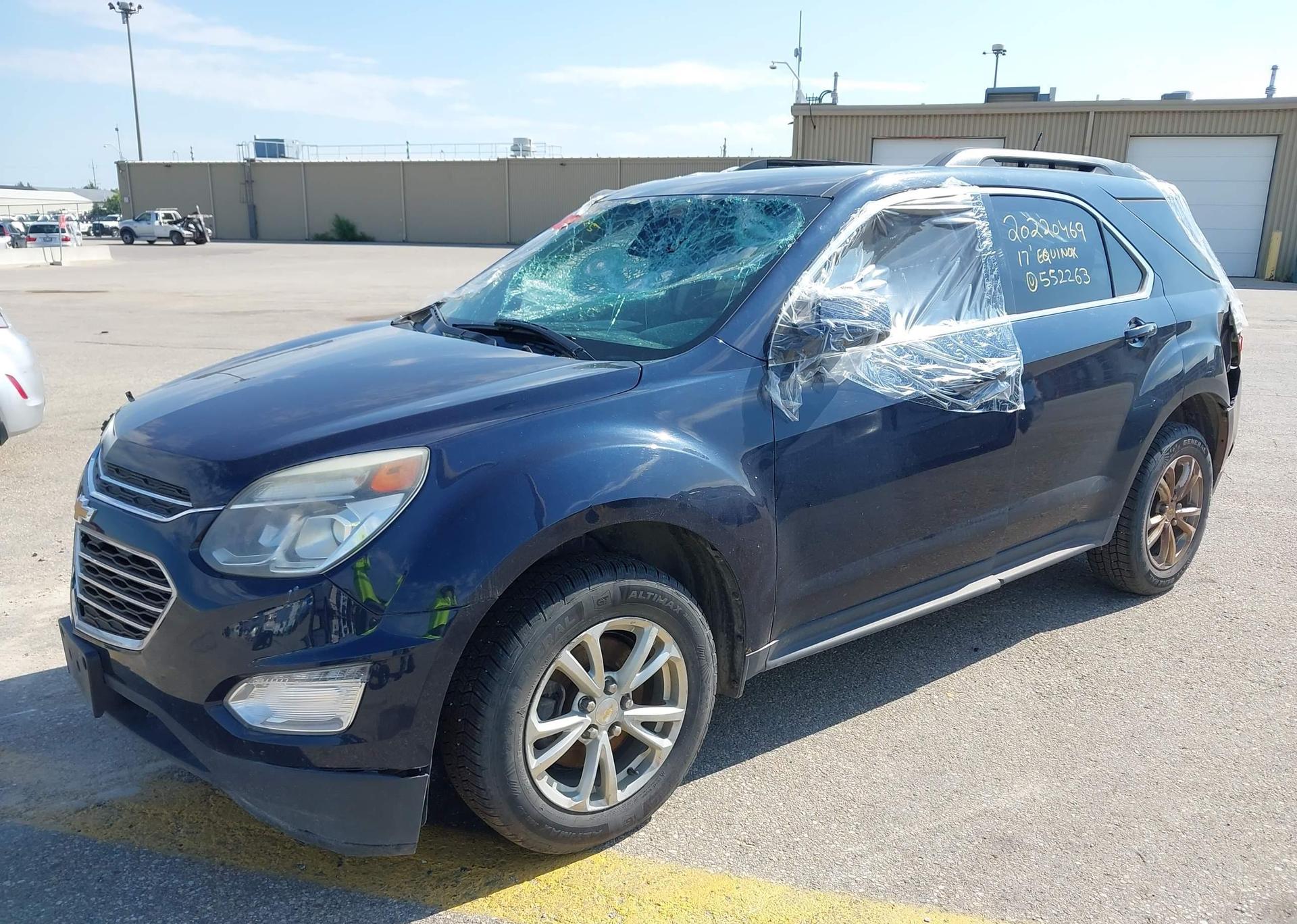 2017 CHEVROLET EQUINOX LT