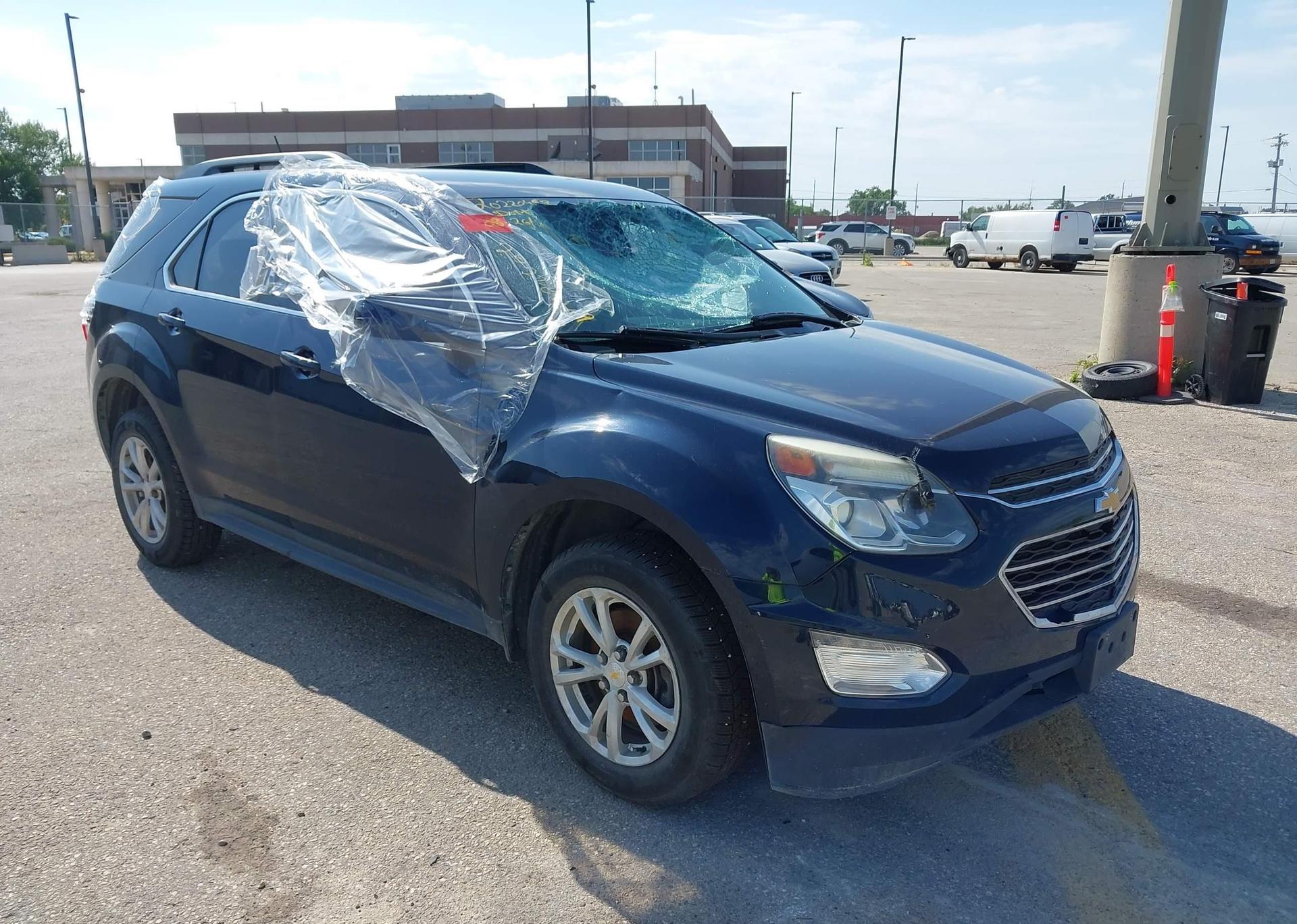 2017 CHEVROLET EQUINOX LT