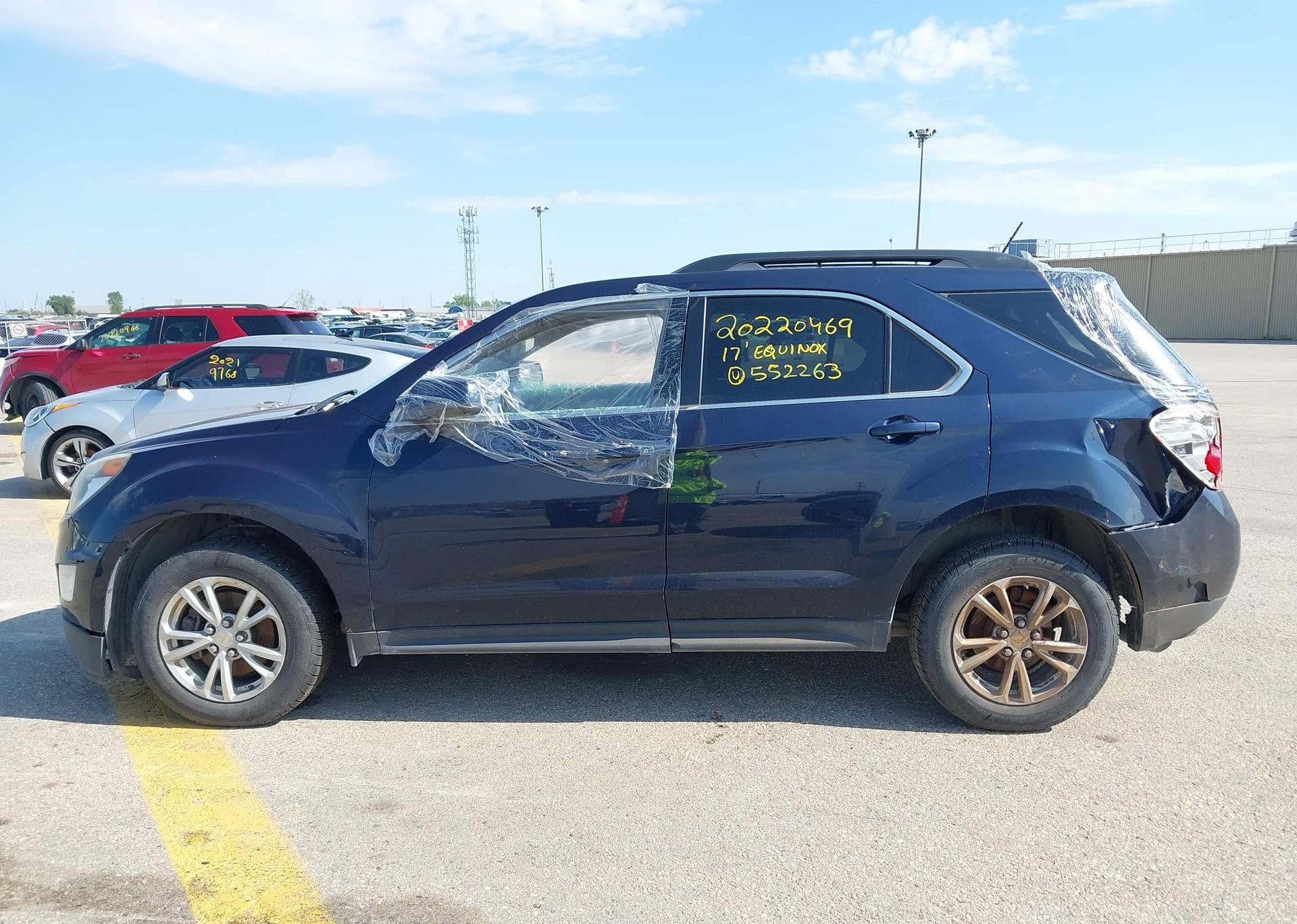 2017 CHEVROLET EQUINOX LT