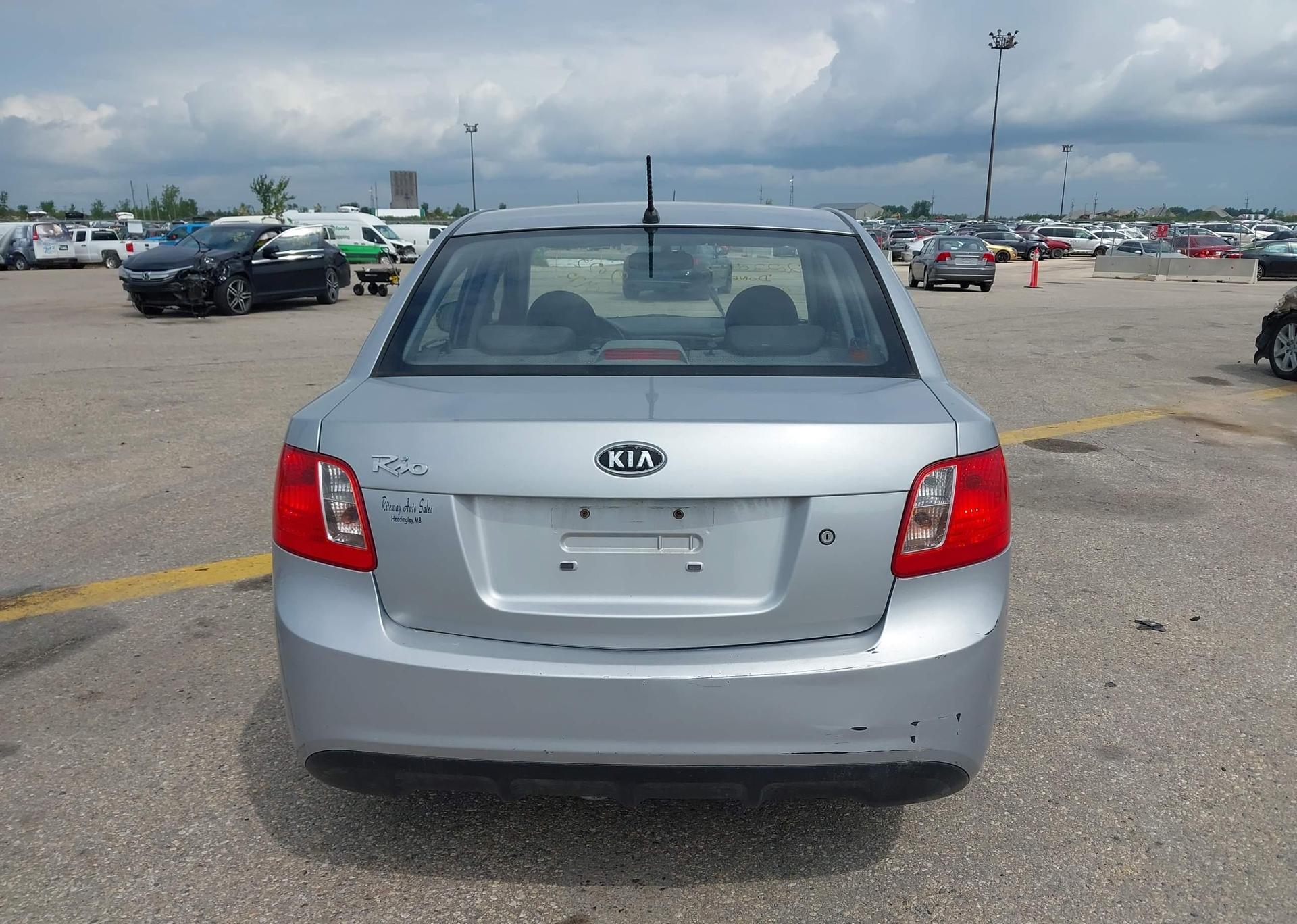 2011 KIA rio ex