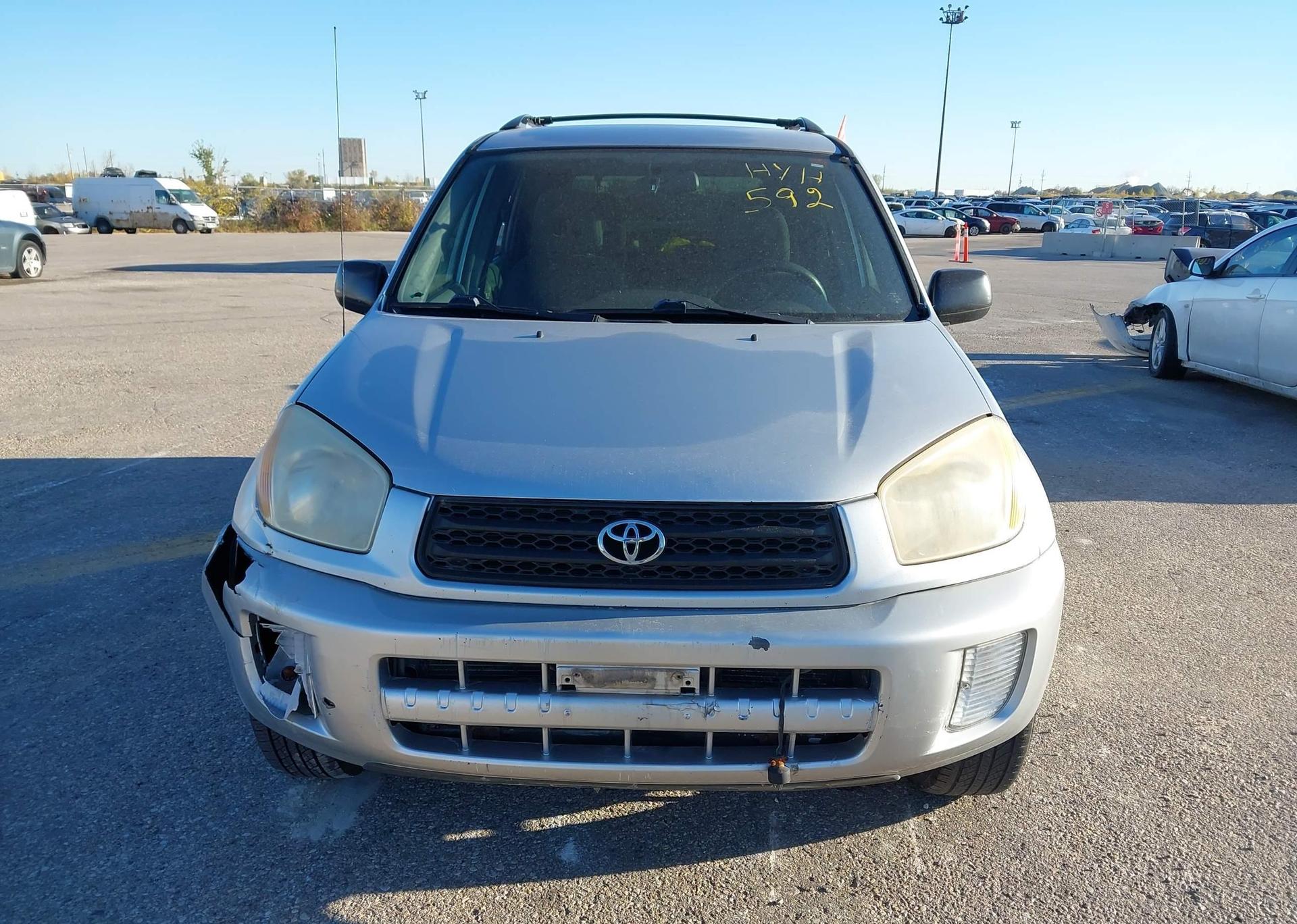 2002 TOYOTA RAV4