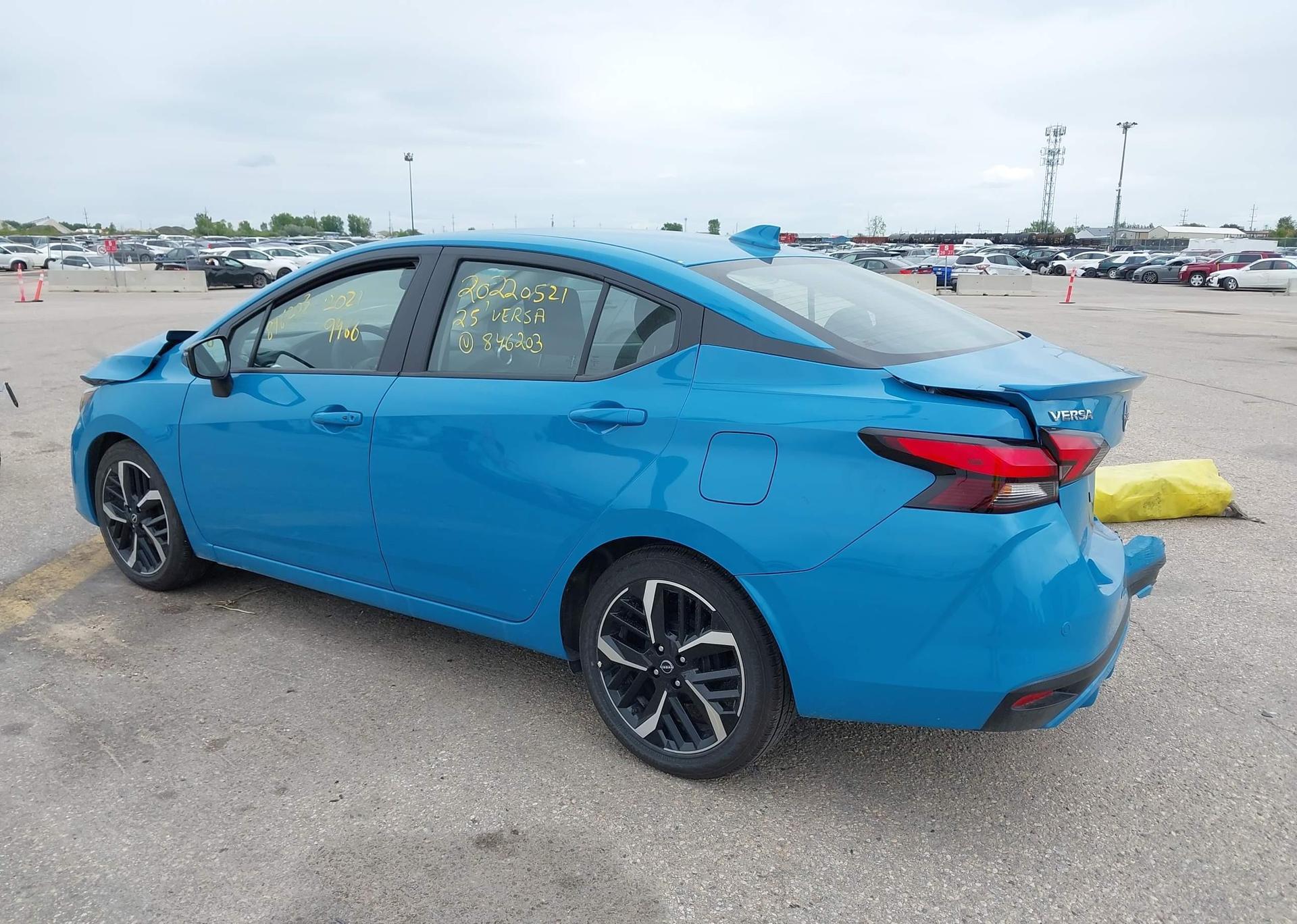 2025 NISSAN VERSA 1.6 SR