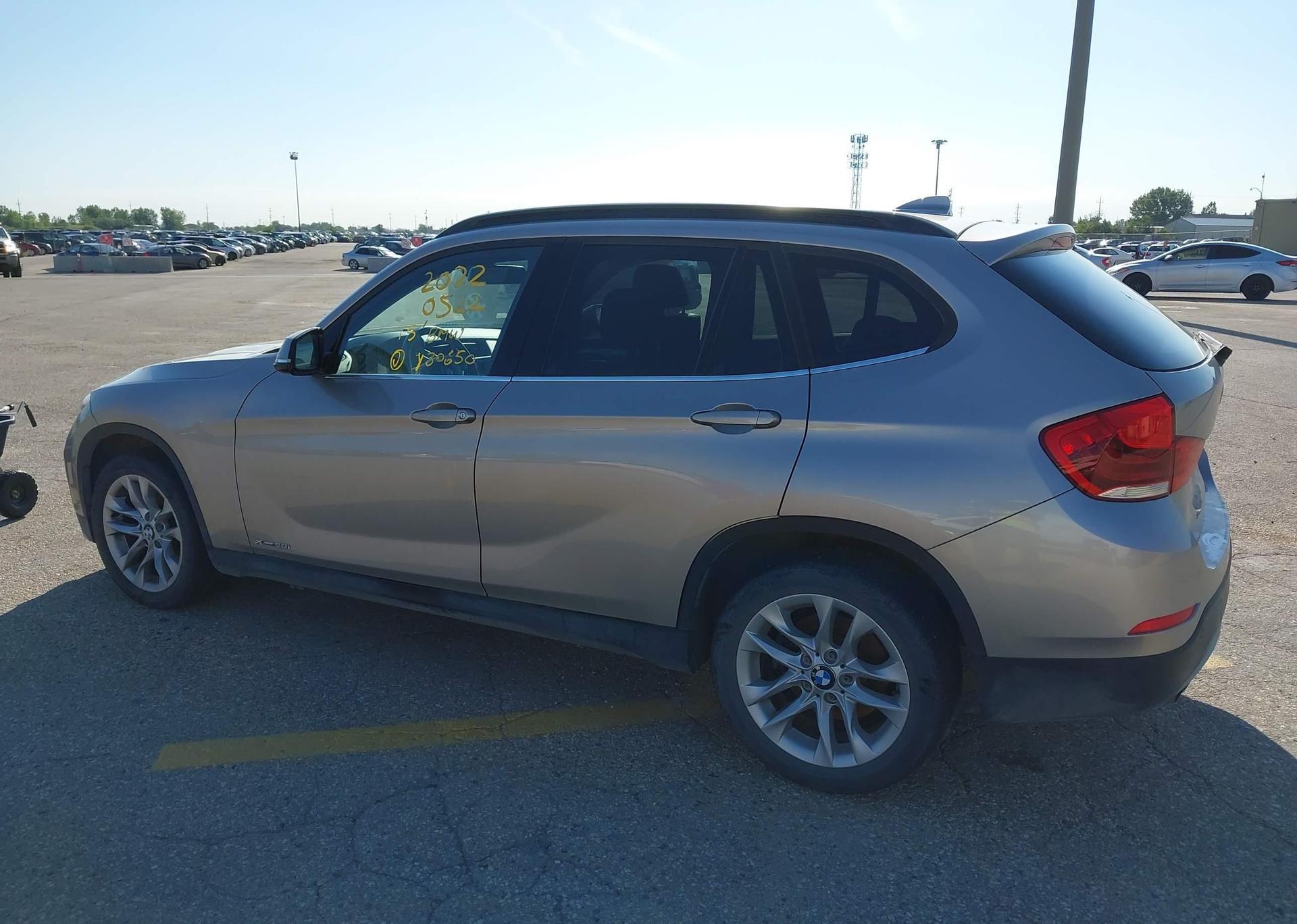 2015 BMW X1 28I