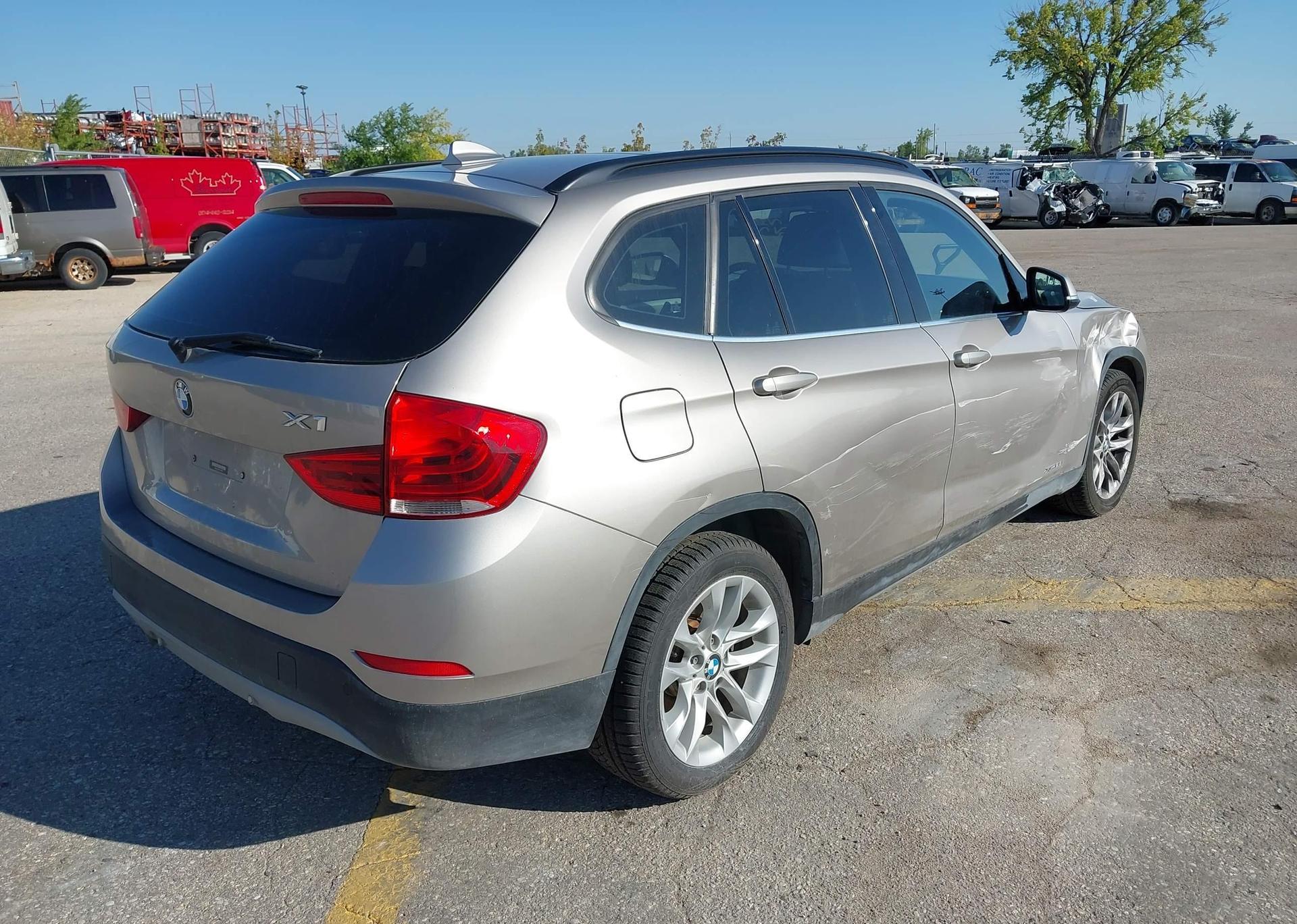 2015 BMW X1 28I