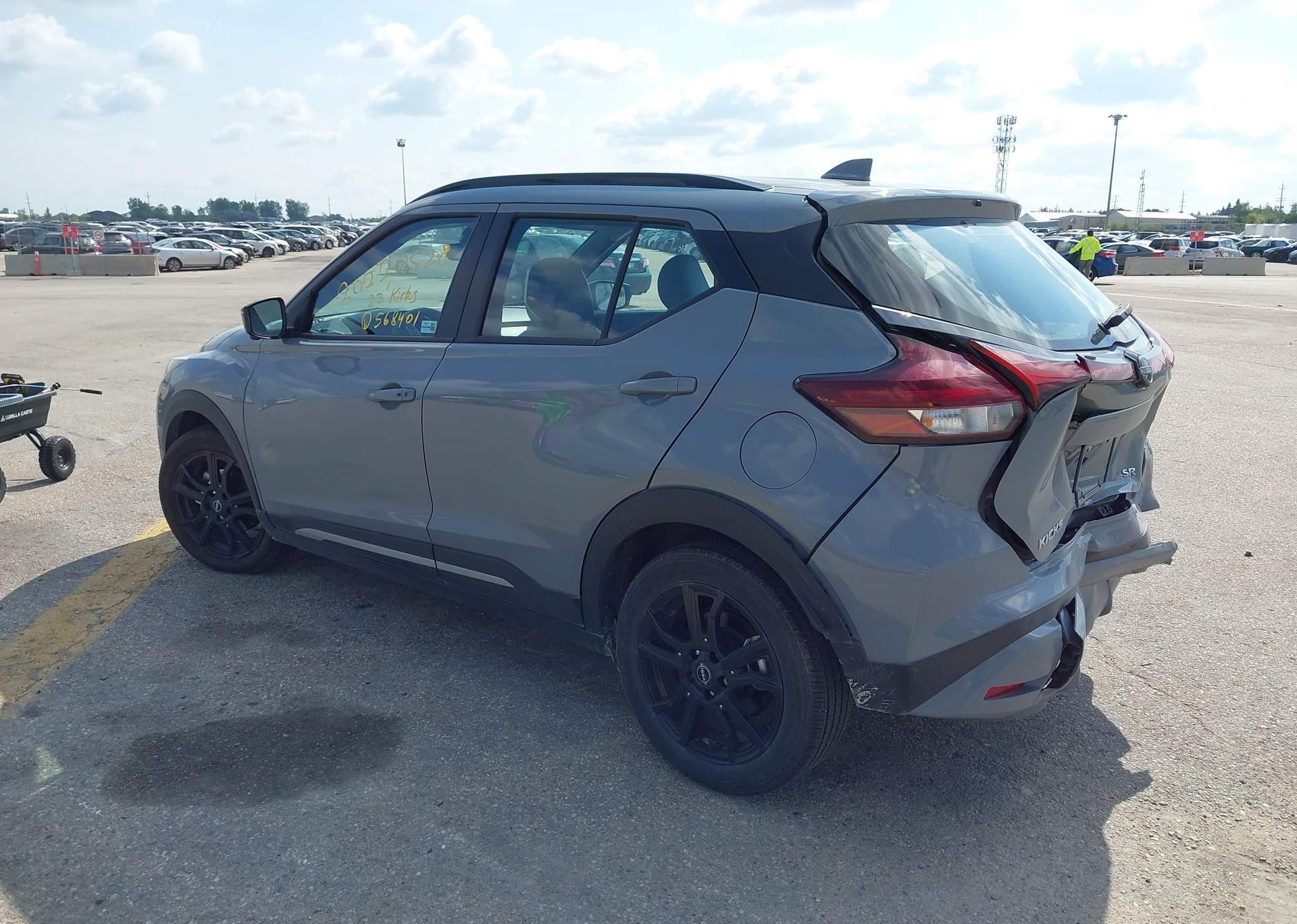 2023 NISSAN KICKS SR