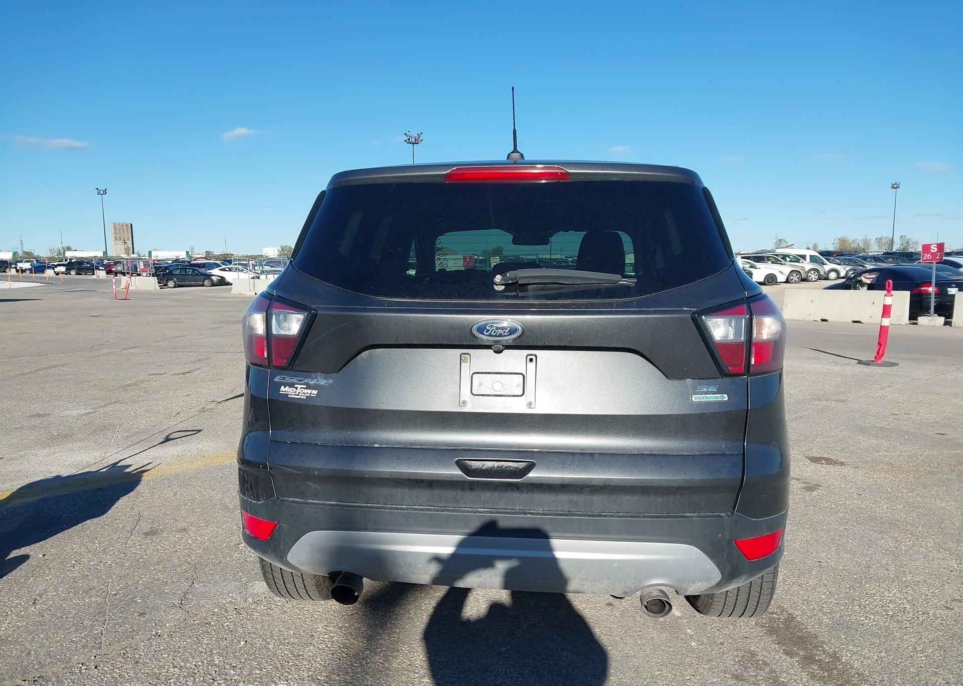 2017 FORD ESCAPE SE