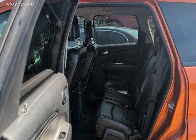 2011 DODGE JOURNEY R