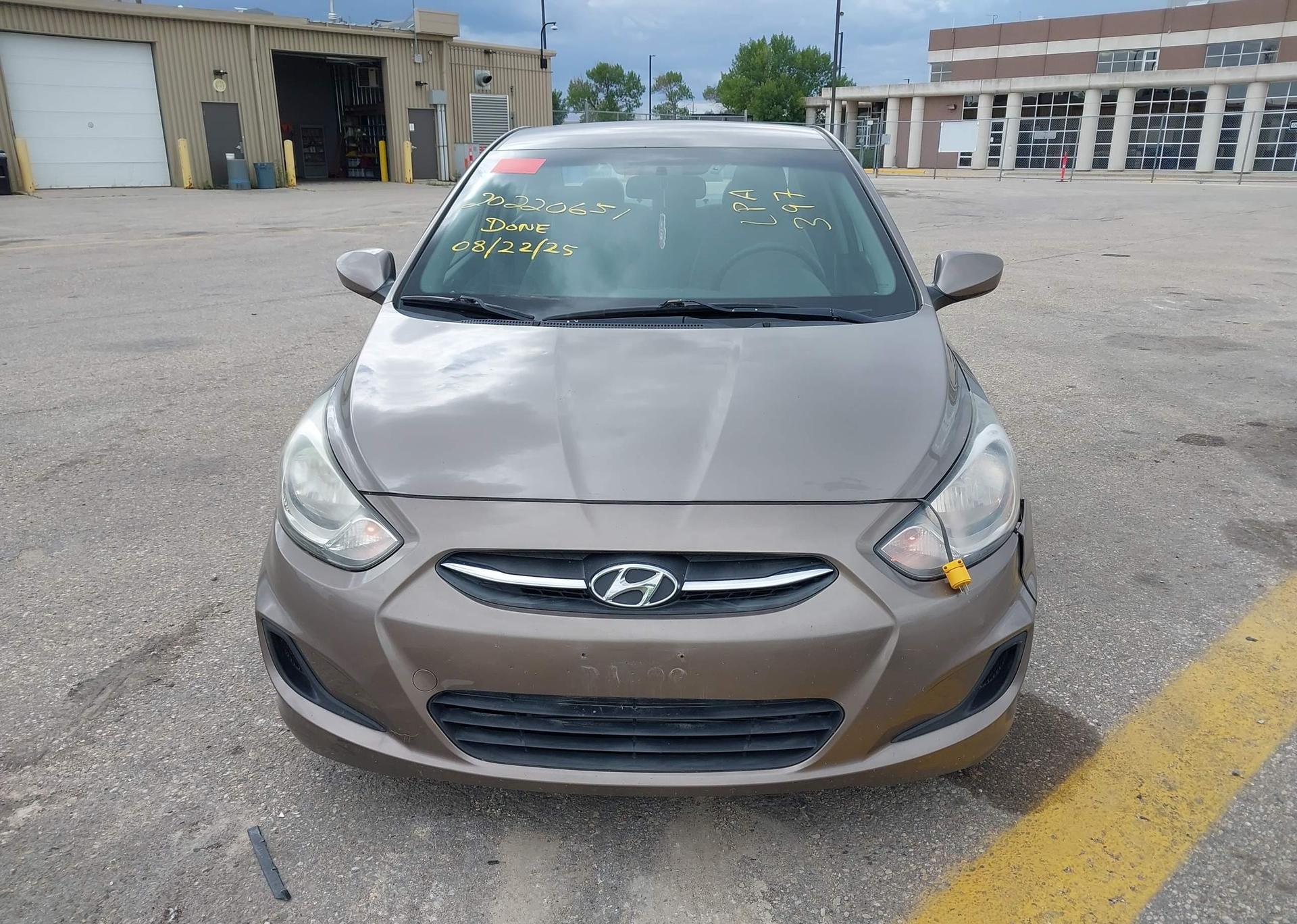 2013 HYUNDAI ACCENT GL