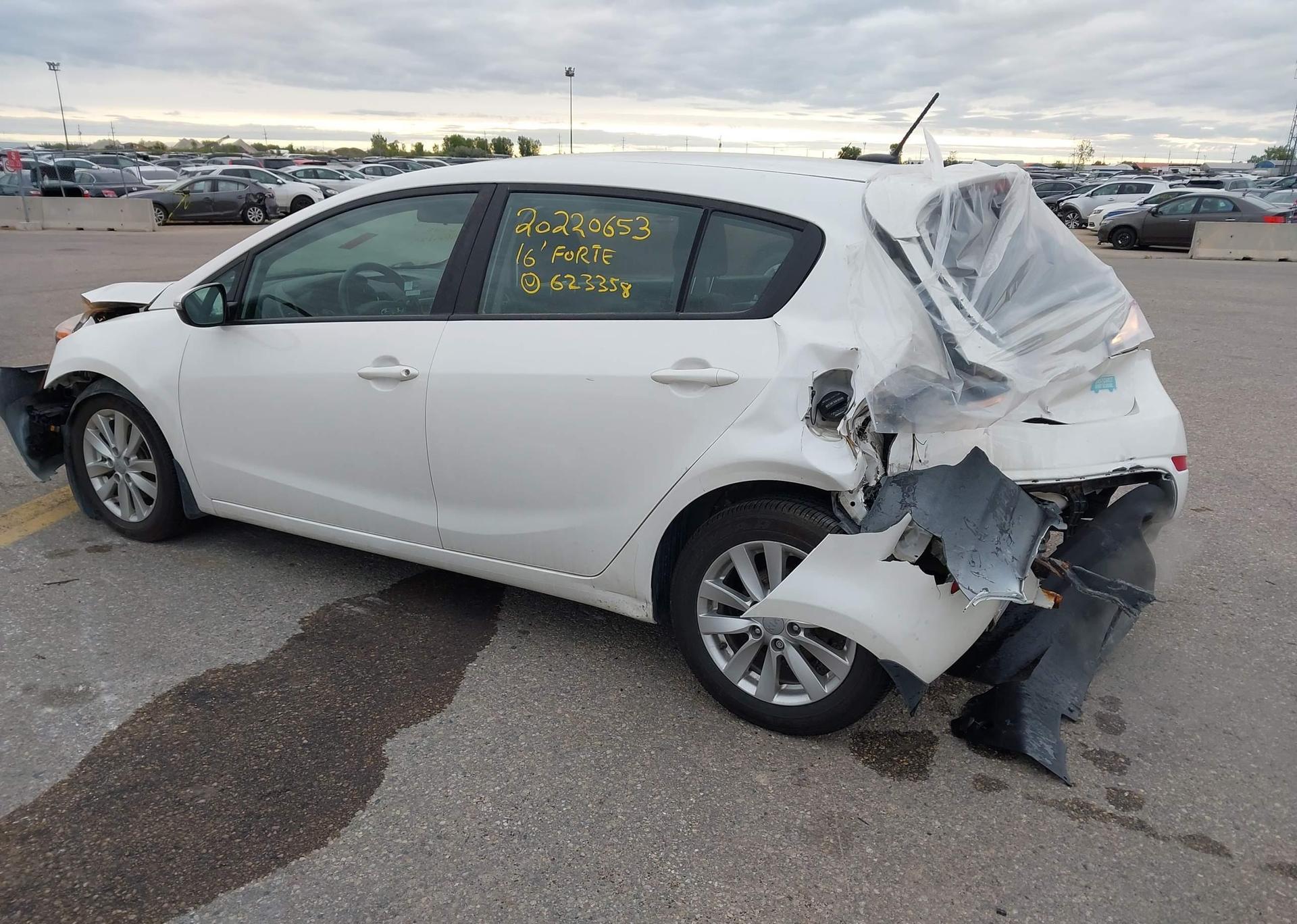 2016 KIA FORTE LX