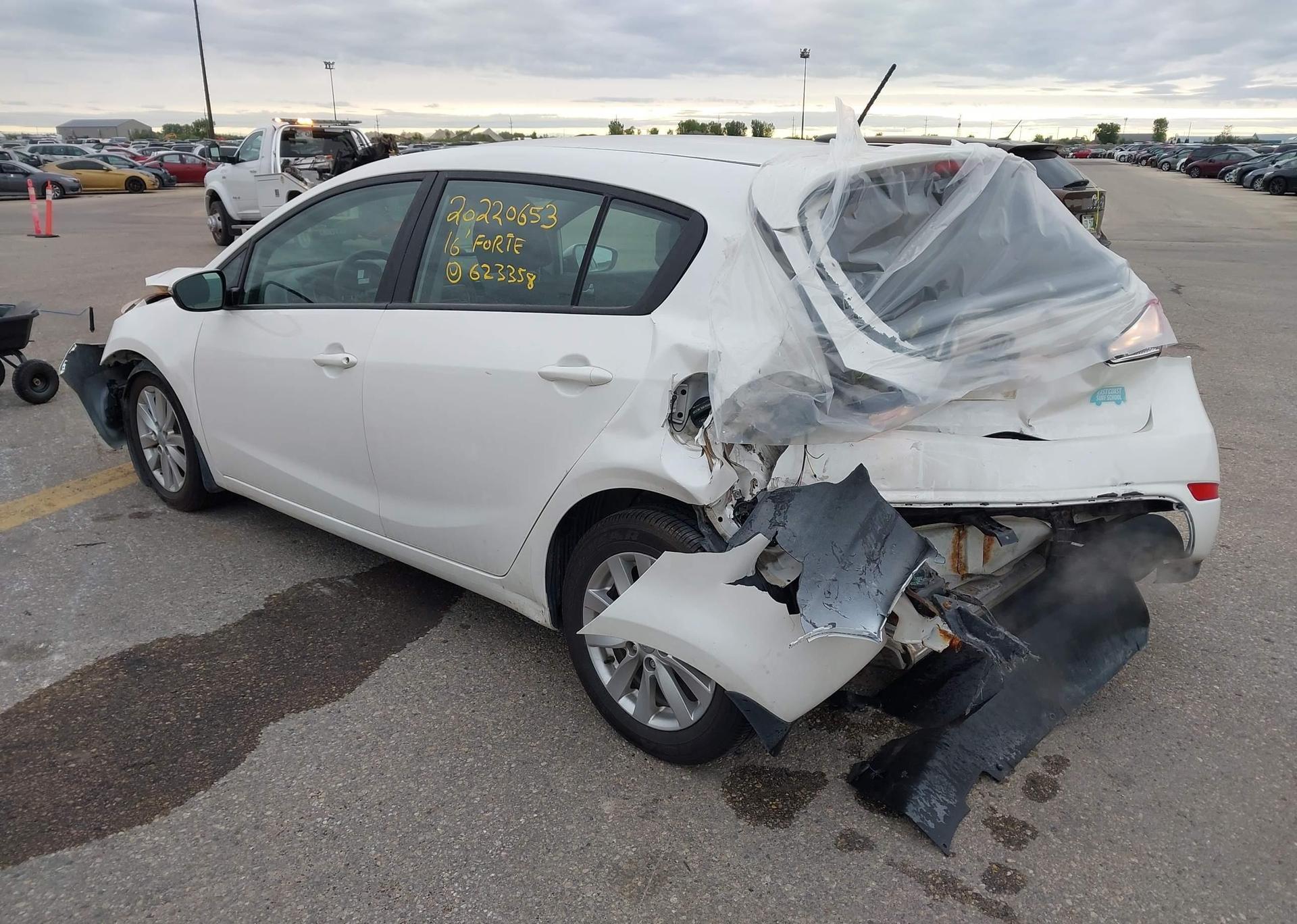 2016 KIA FORTE LX