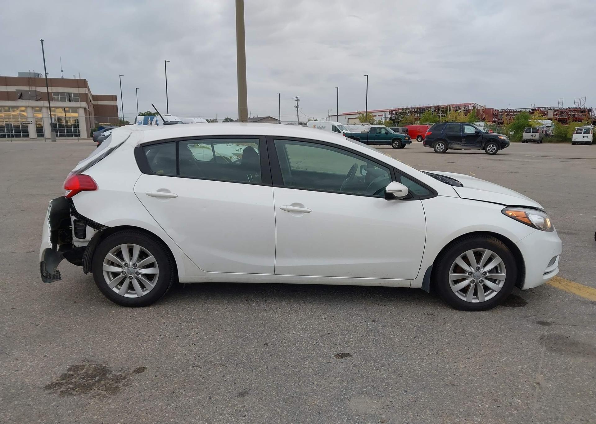2016 KIA FORTE LX