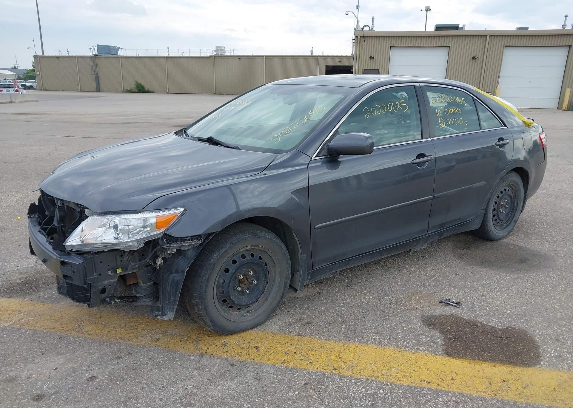 2010 TOYOTA CAMRY