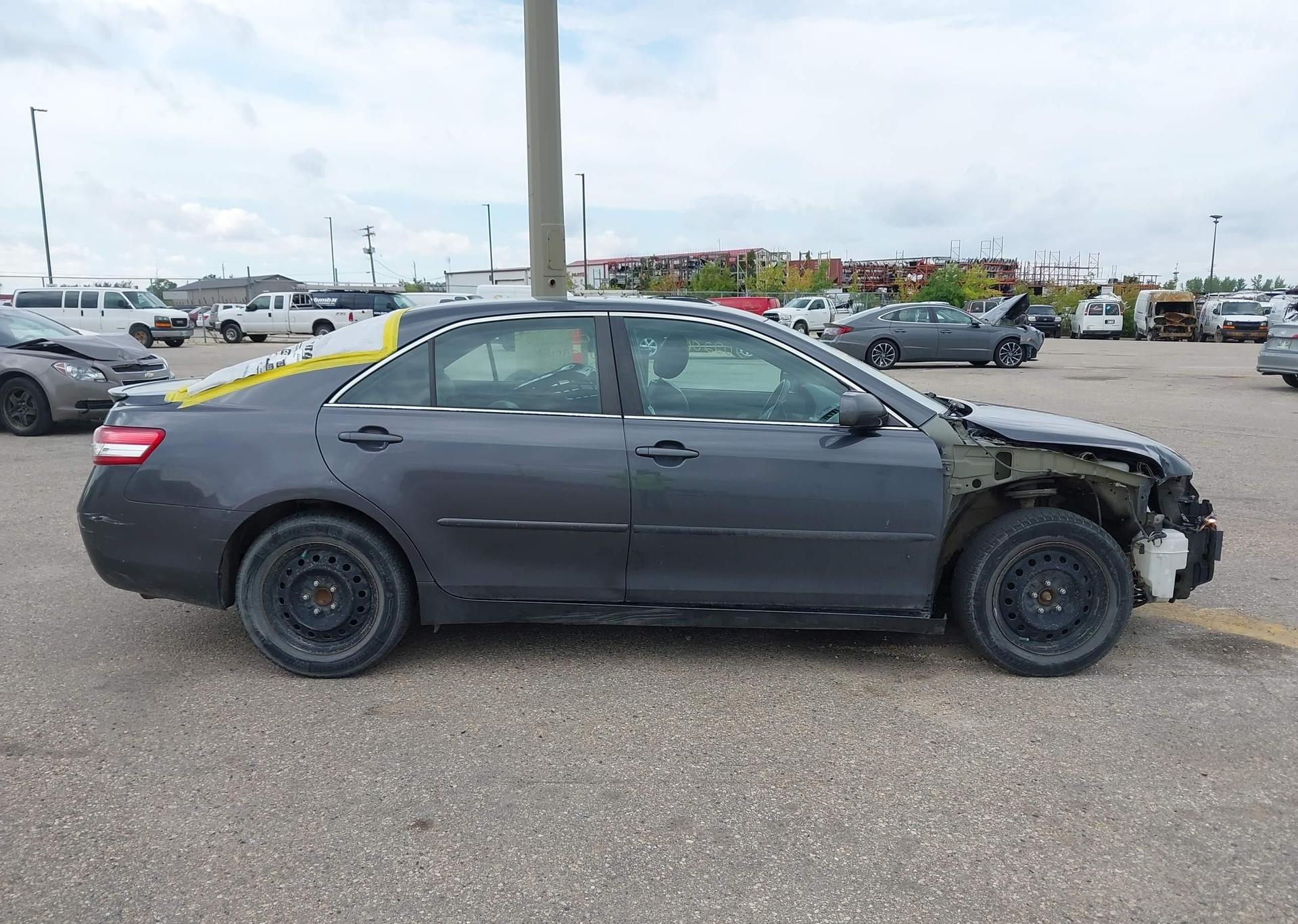 2010 TOYOTA CAMRY