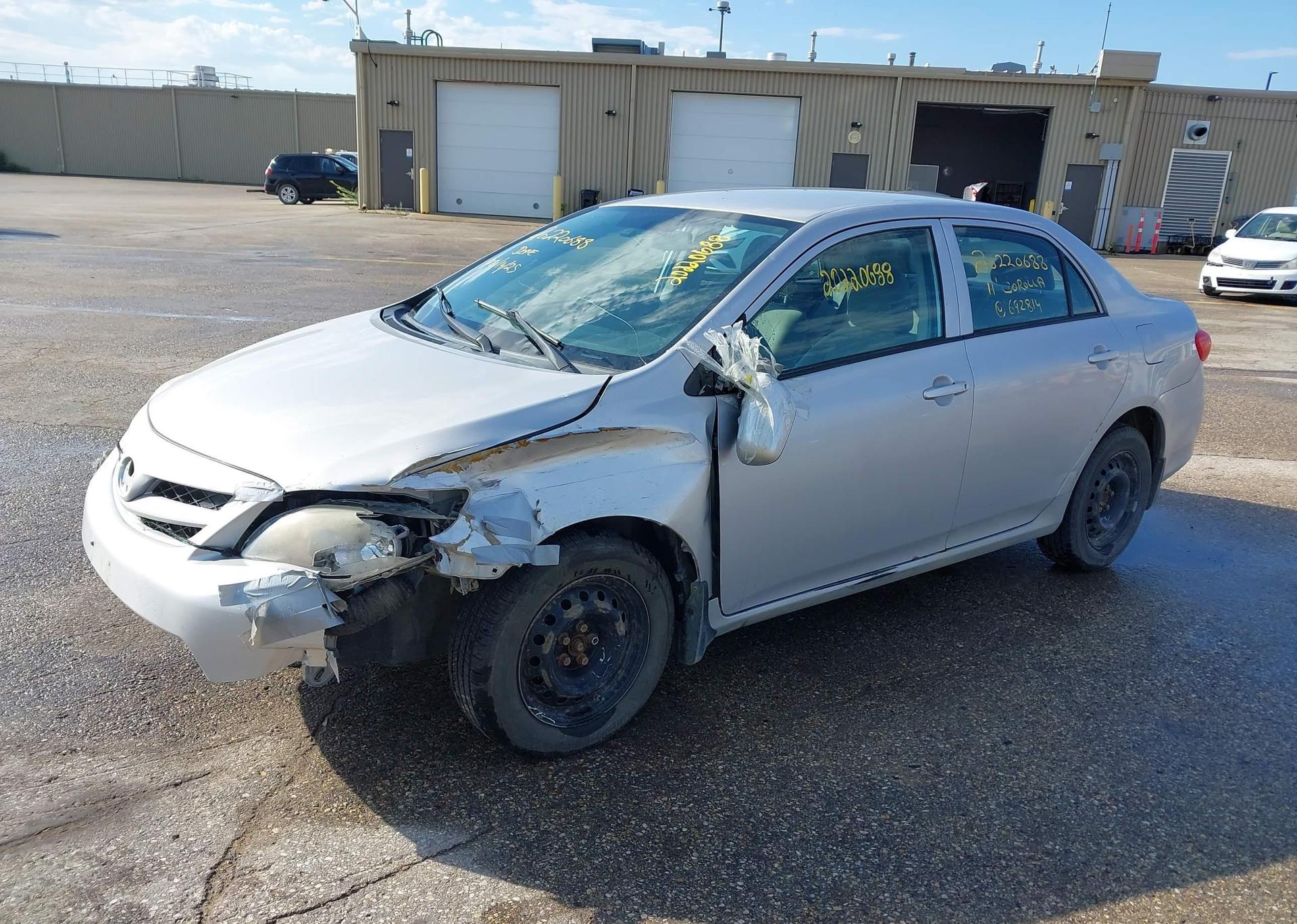 2011 TOYOTA COROLLA CE