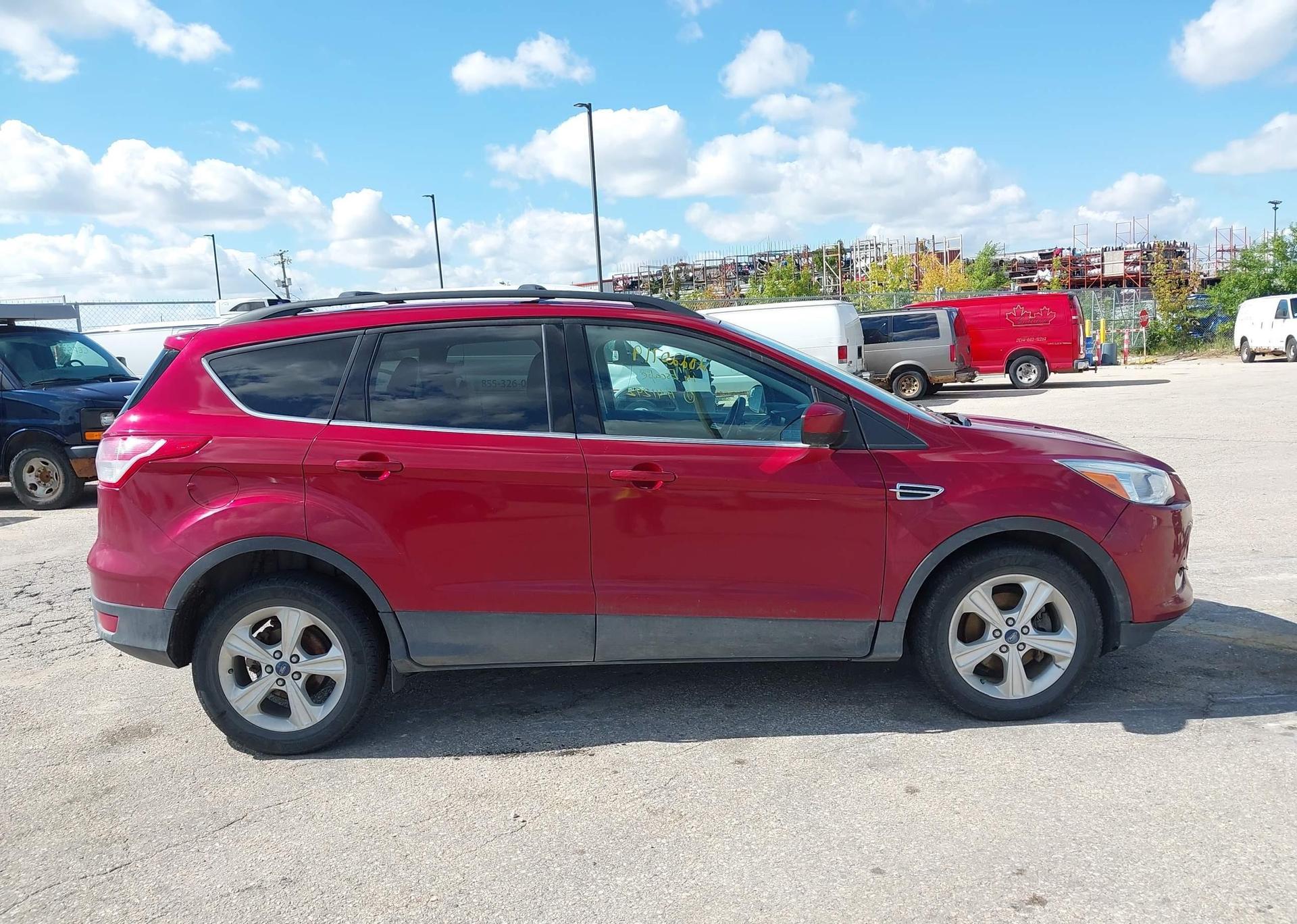 2014 FORD ESCAPE SE
