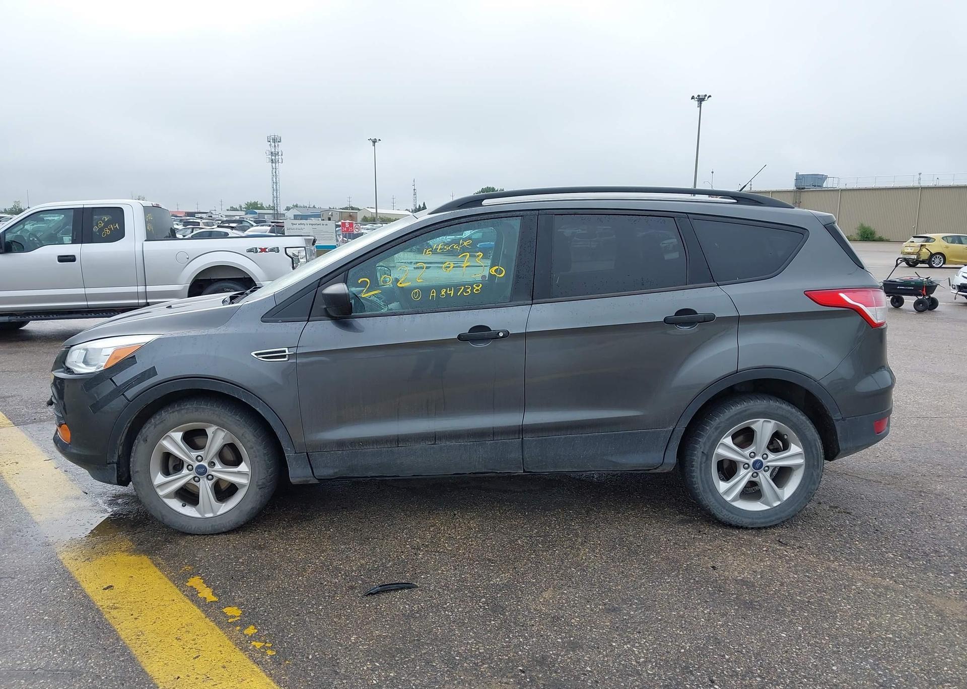 2015 FORD ESCAPE S