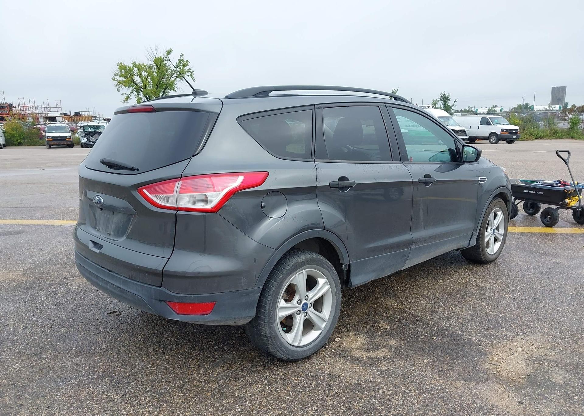 2015 FORD ESCAPE S